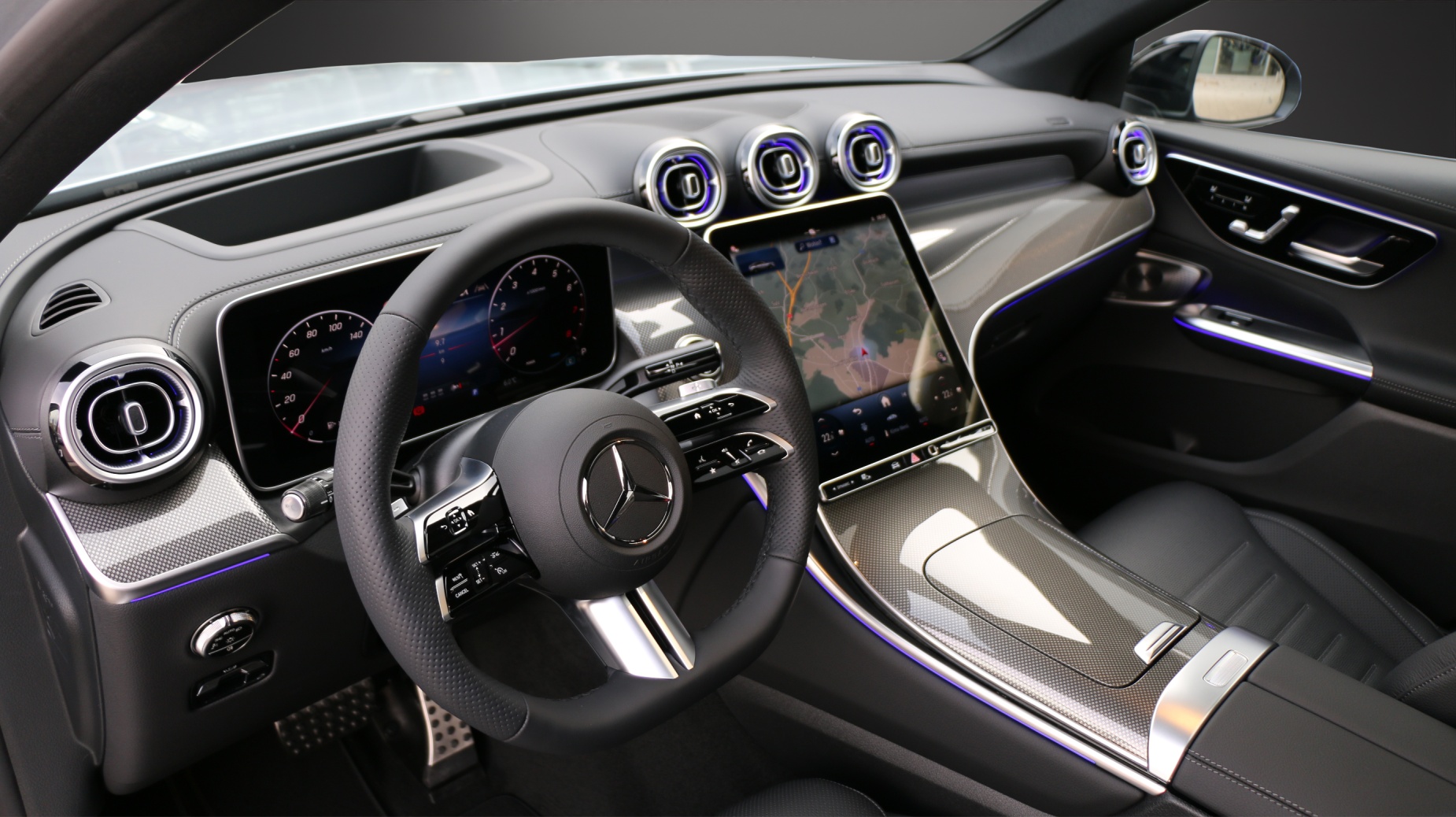 MERCEDES-BENZ GLC 300 4M Coupé 9G-T-image-6