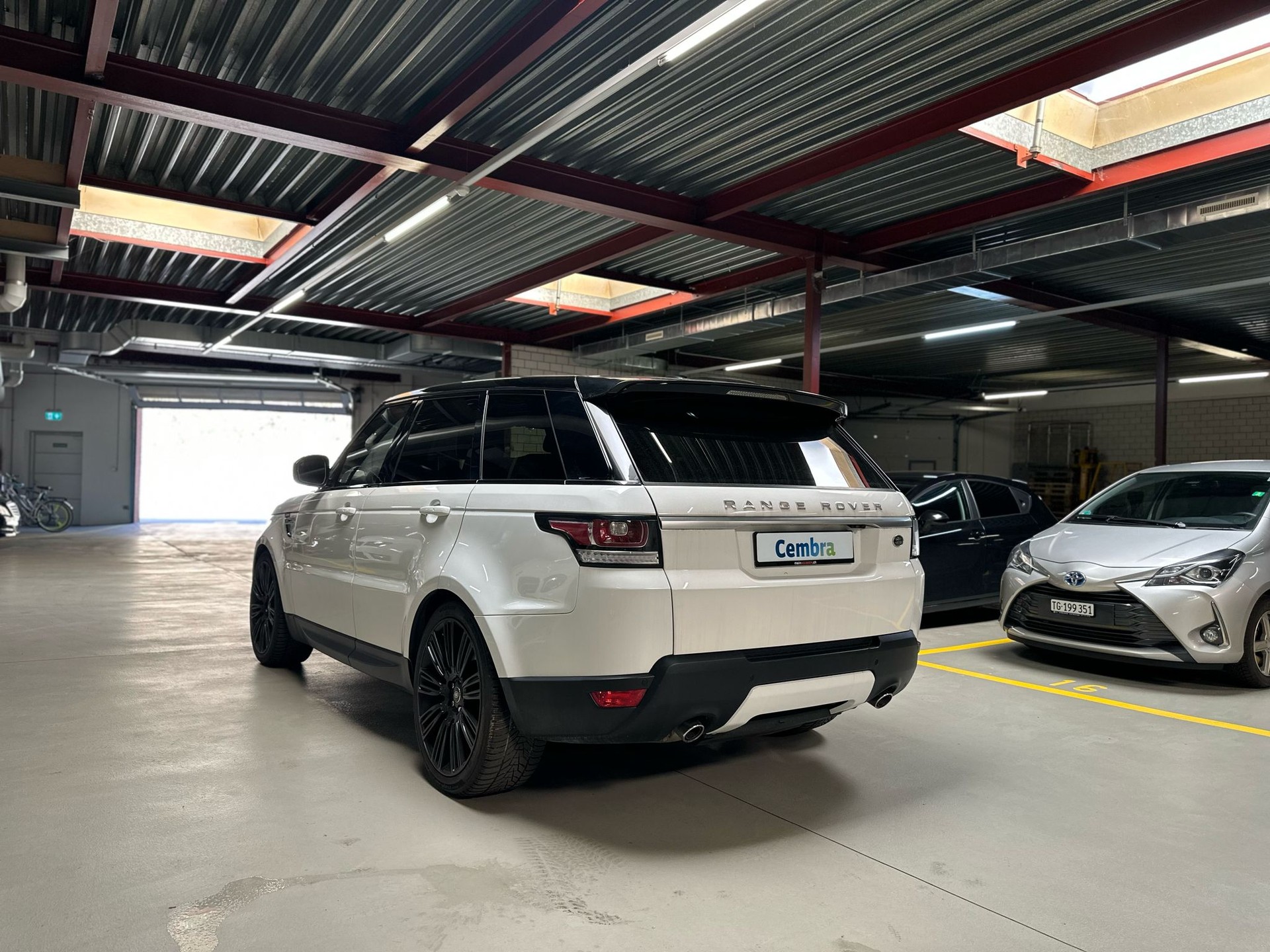 LAND ROVER Range Rover Sport 3.0 TDV6 S Automatic-showroom-element-2
