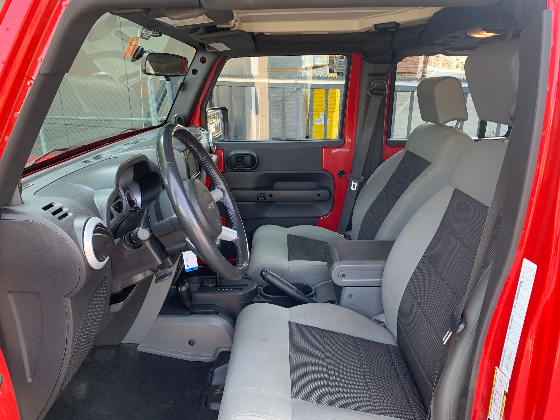 JEEP Wrangler 3.8 Unlimited Sahara Automatic-image-10