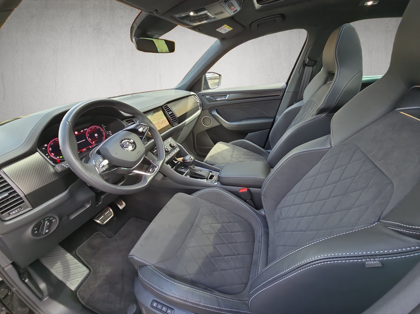 SKODA Kodiaq 2.0 TDI CR SportLine 4x4 DSG-image-3