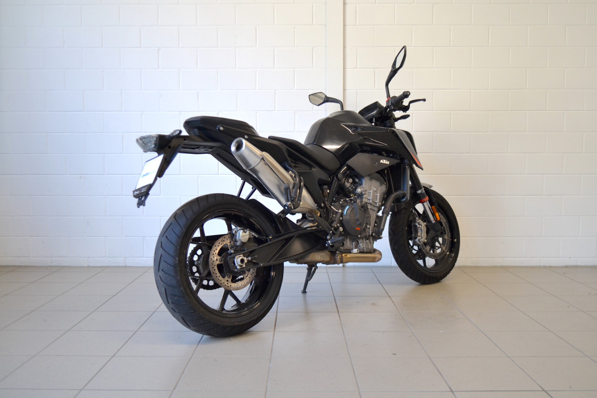 KTM 890 Duke-image-3