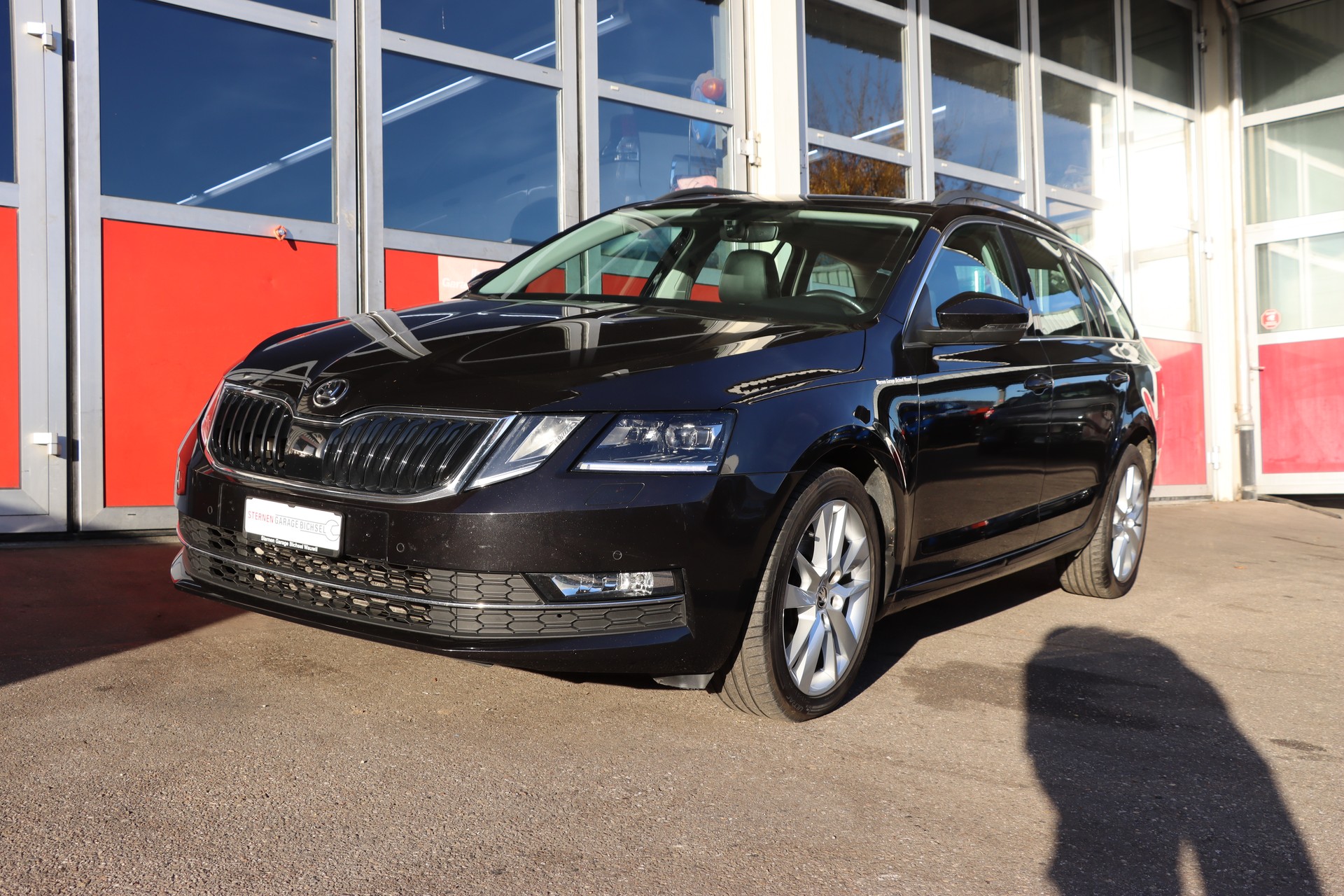 SKODA Octavia Combi 2.0 TDI Style 4x4-showroom-element-1