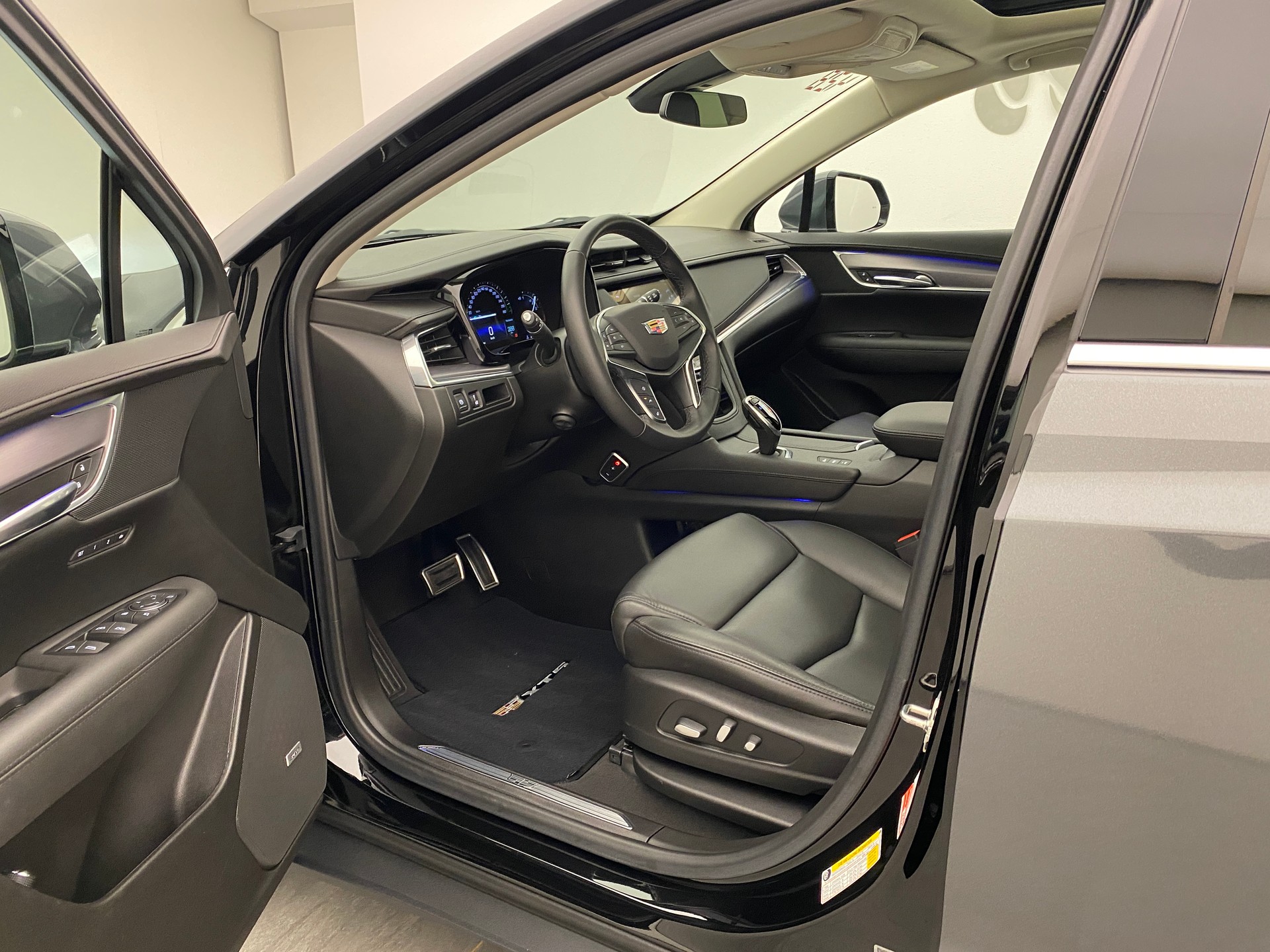 CADILLAC XT5 Premium 3.6 AWD-image-10