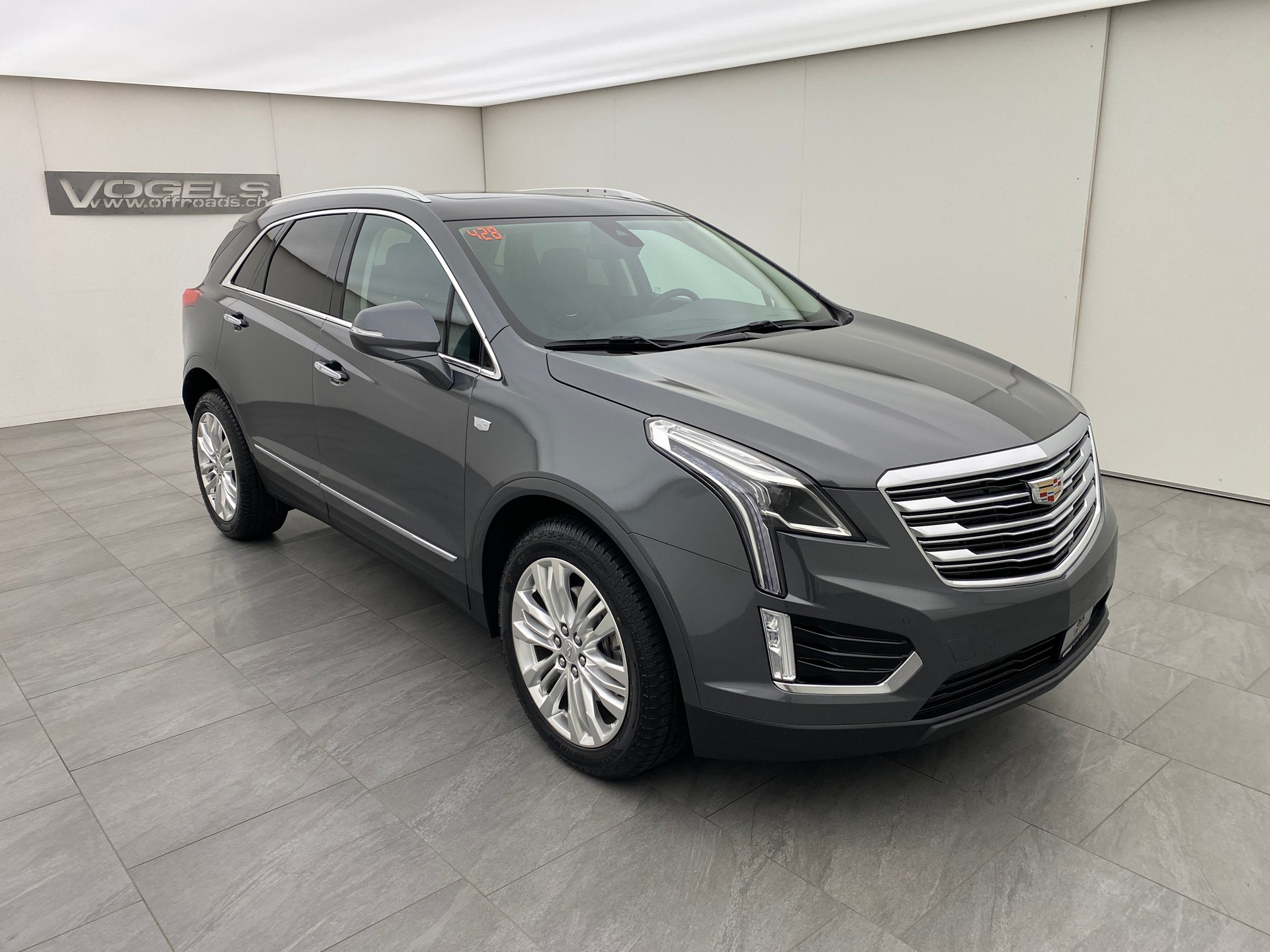 CADILLAC XT5 Premium 3.6 AWD-showroom-element-2