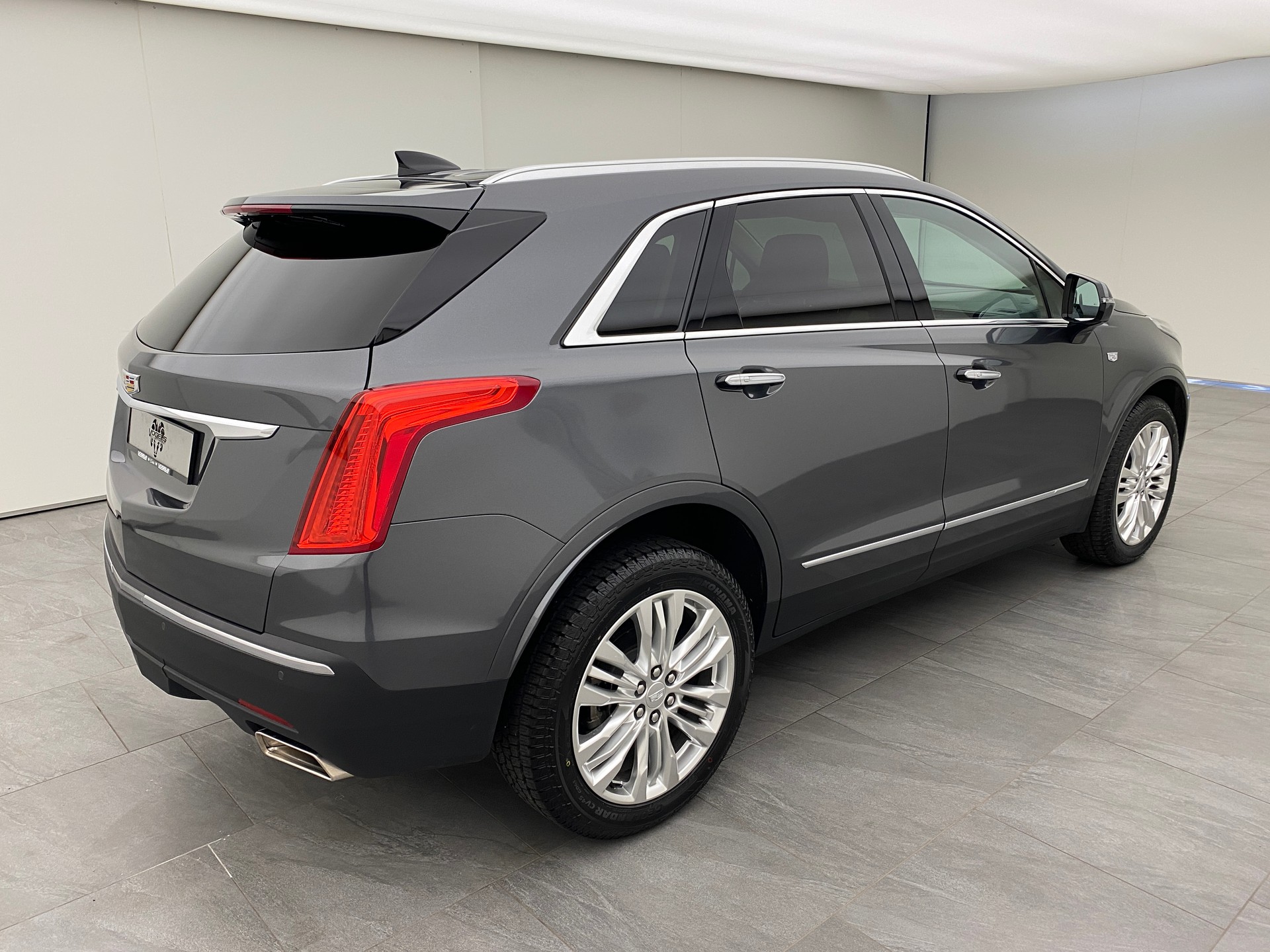 CADILLAC XT5 Premium 3.6 AWD-showroom-element-3