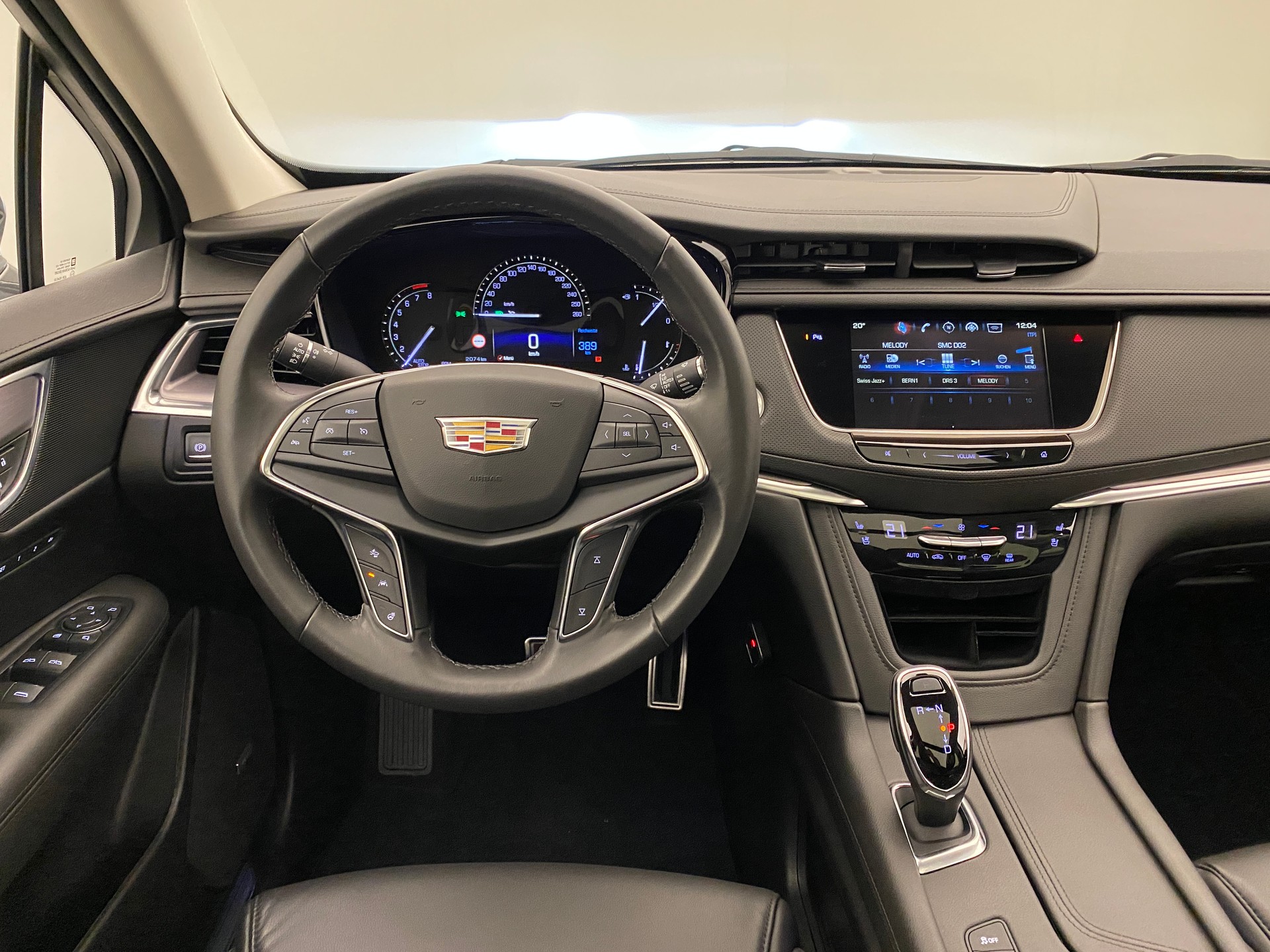 CADILLAC XT5 Premium 3.6 AWD-image-8