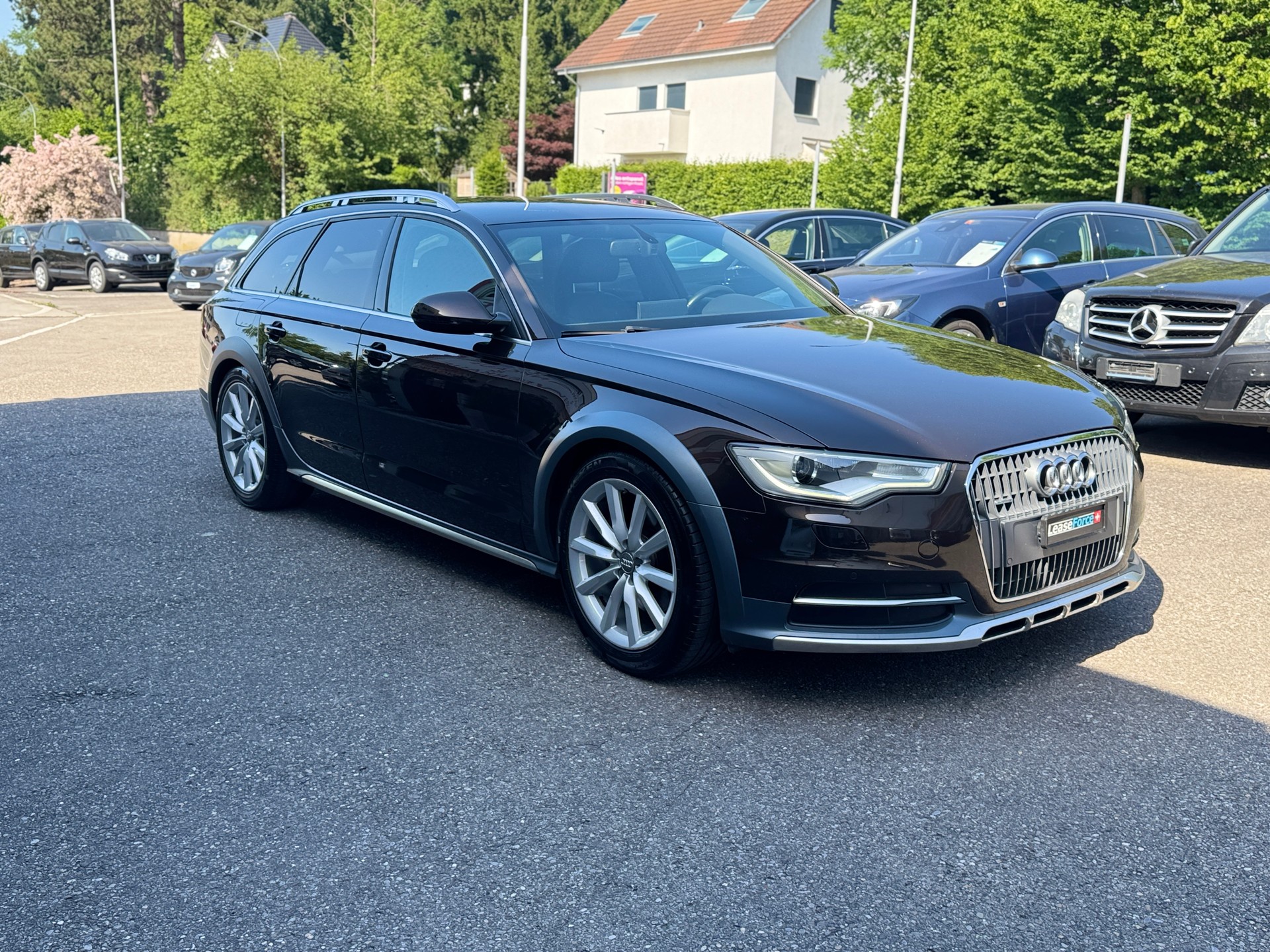 AUDI A6 allroad 3.0 TDI V6 quattro S-tronic-image-4