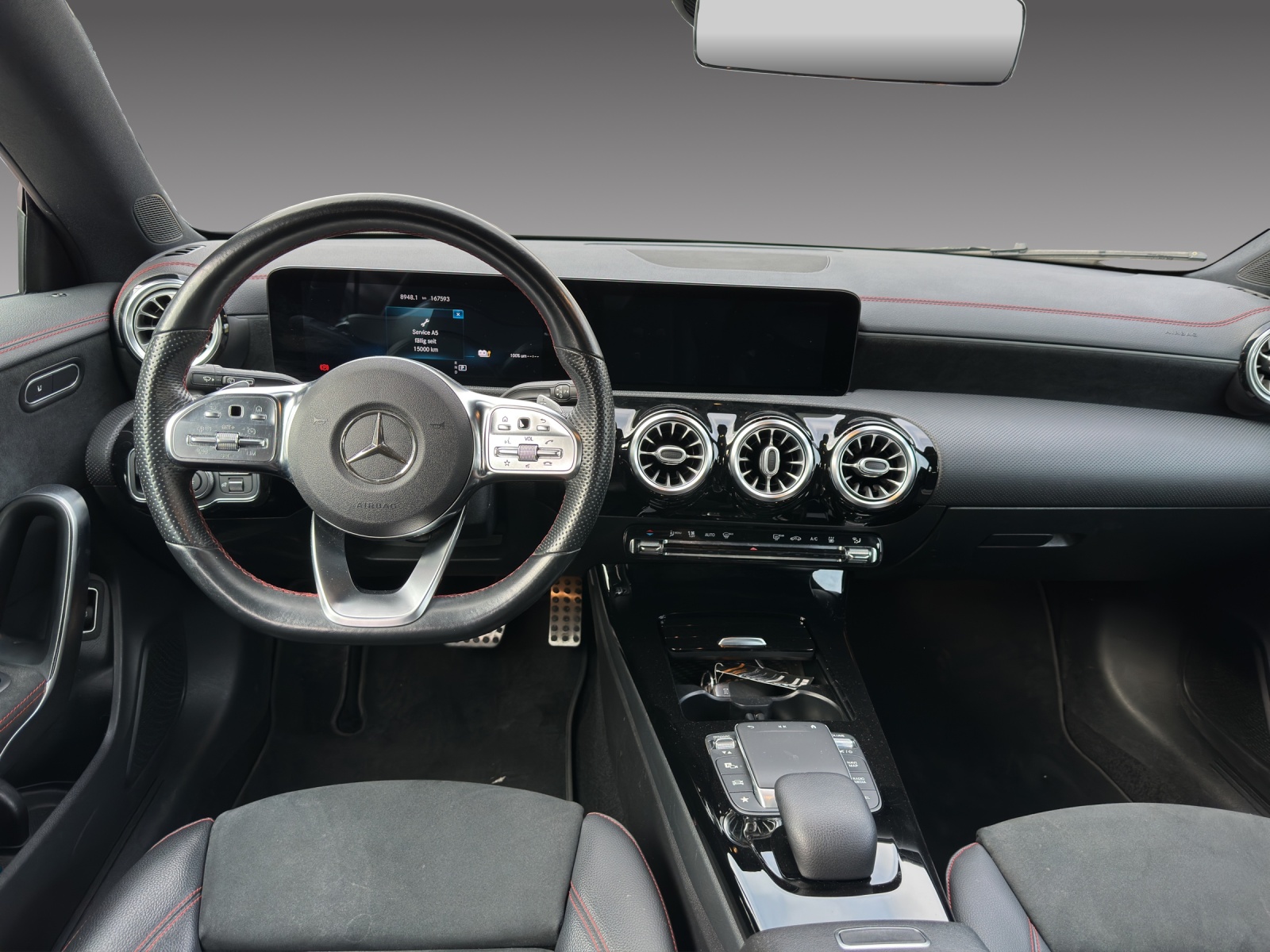 MERCEDES-BENZ CLA Shooting Brake 250 e 8G-DCT AMG Line-image-9