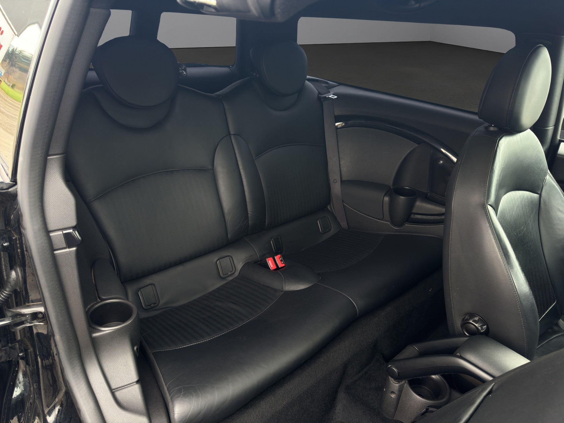 MINI Clubman Cooper John Cooper Works-image-9