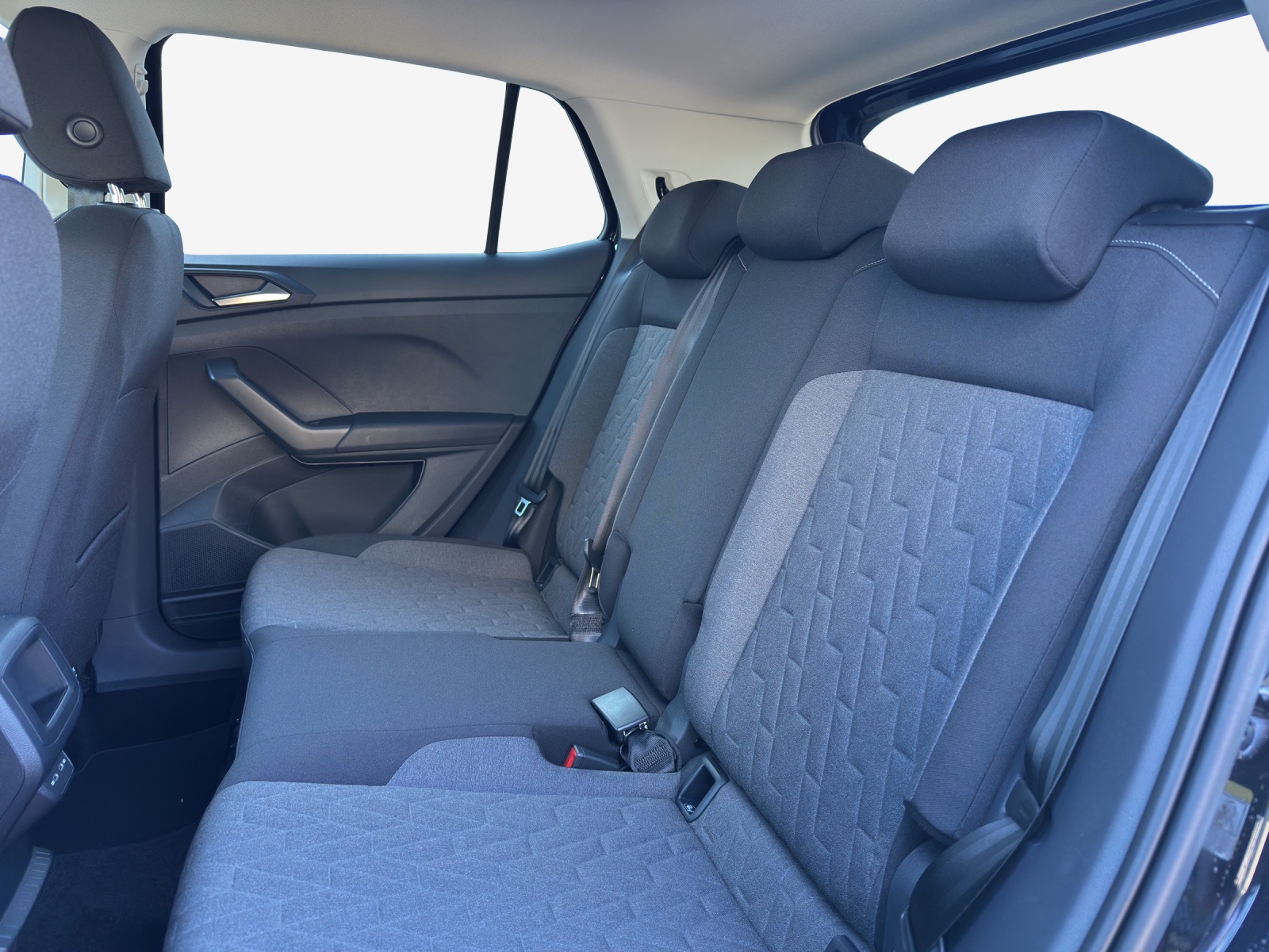 VW T-Cross 1.5 TSI EVO ACT Life DSG-image-11
