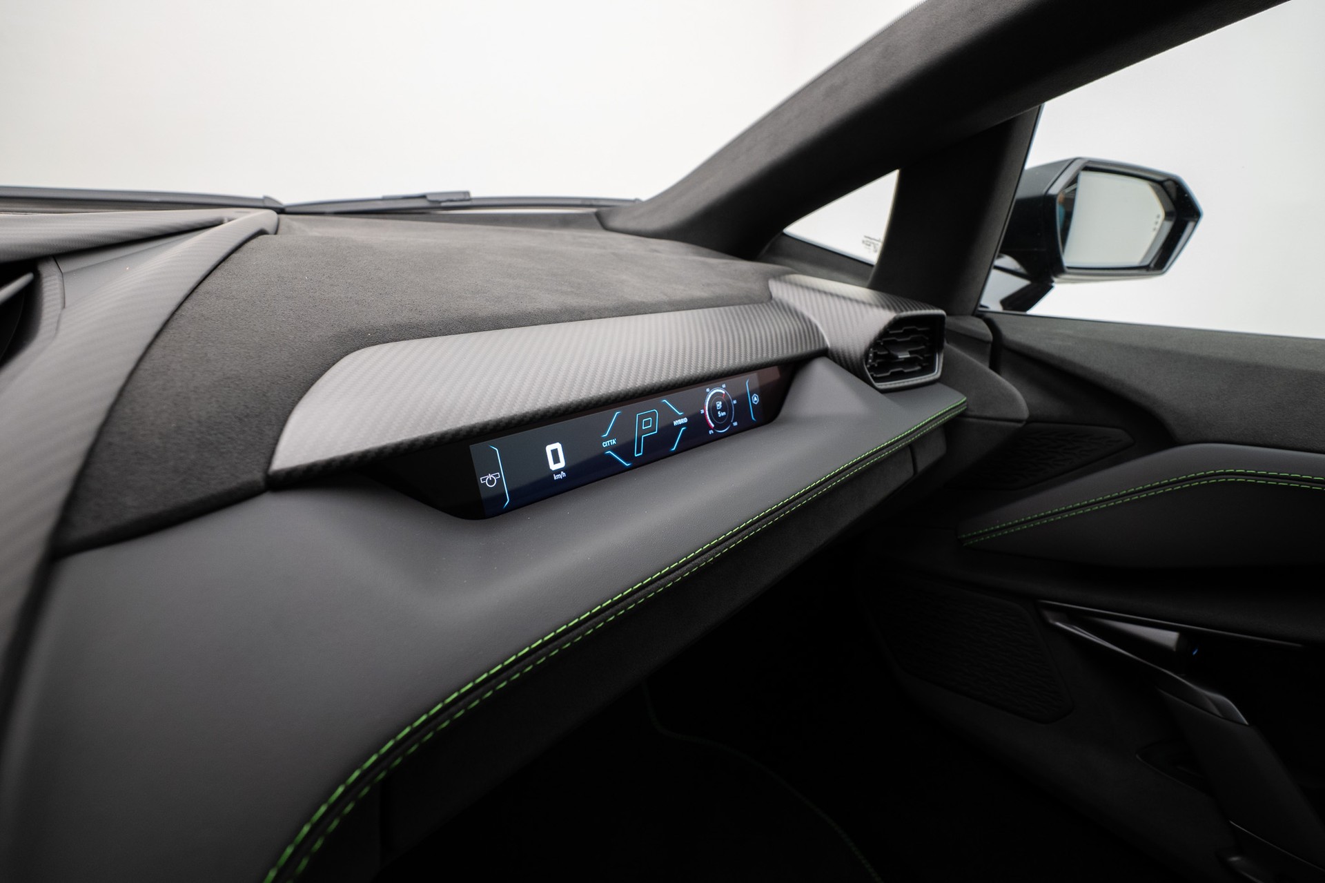 LAMBORGHINI Revuelto HPEV-image-14