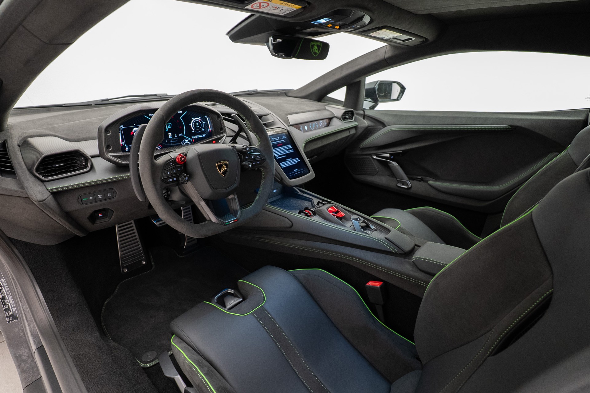 LAMBORGHINI Revuelto HPEV-image-5