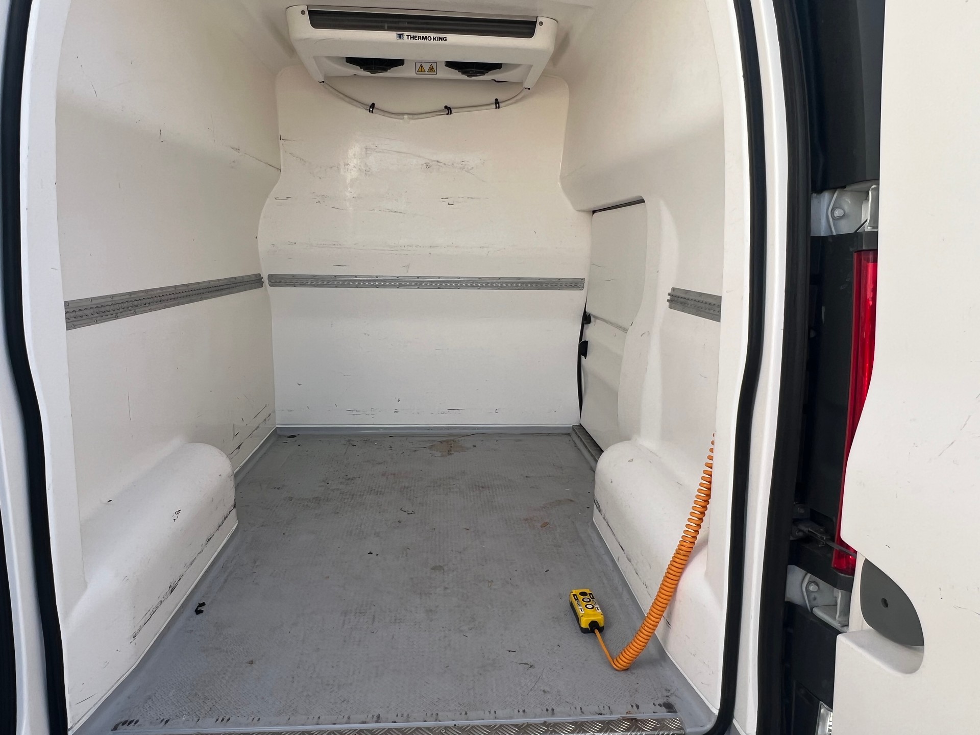 OPEL Vivaro 2.5 CDTI 2.9t L1H2-image-7