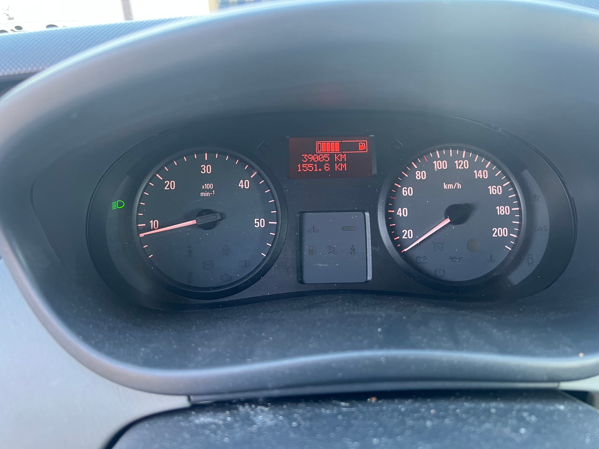 OPEL Vivaro 2.5 CDTI 2.9t L1H2-image-11