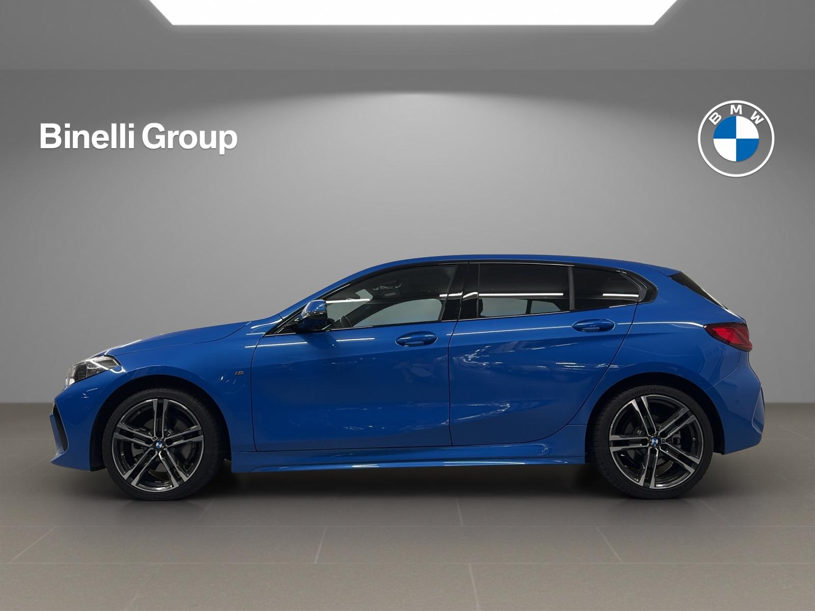 BMW 118d-showroom-element-1