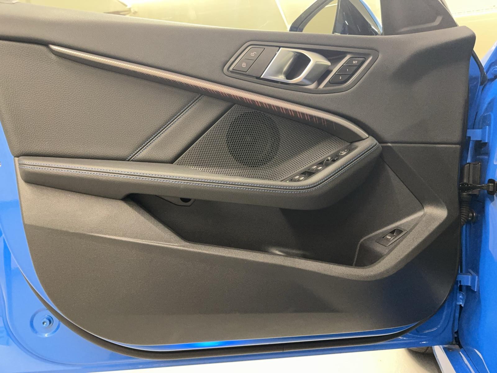 BMW 118d-image-11