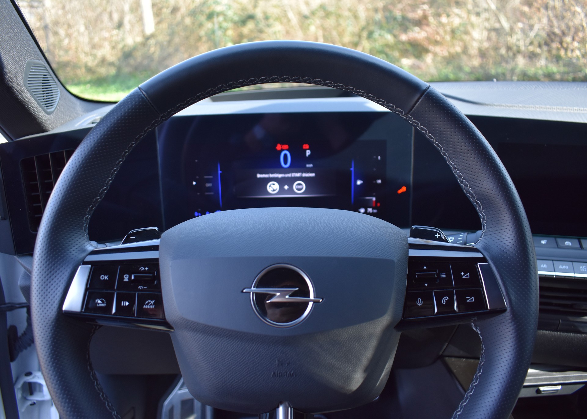 OPEL Astra Sports Tourer 1.6 PHEV Turbo GSe-image-10