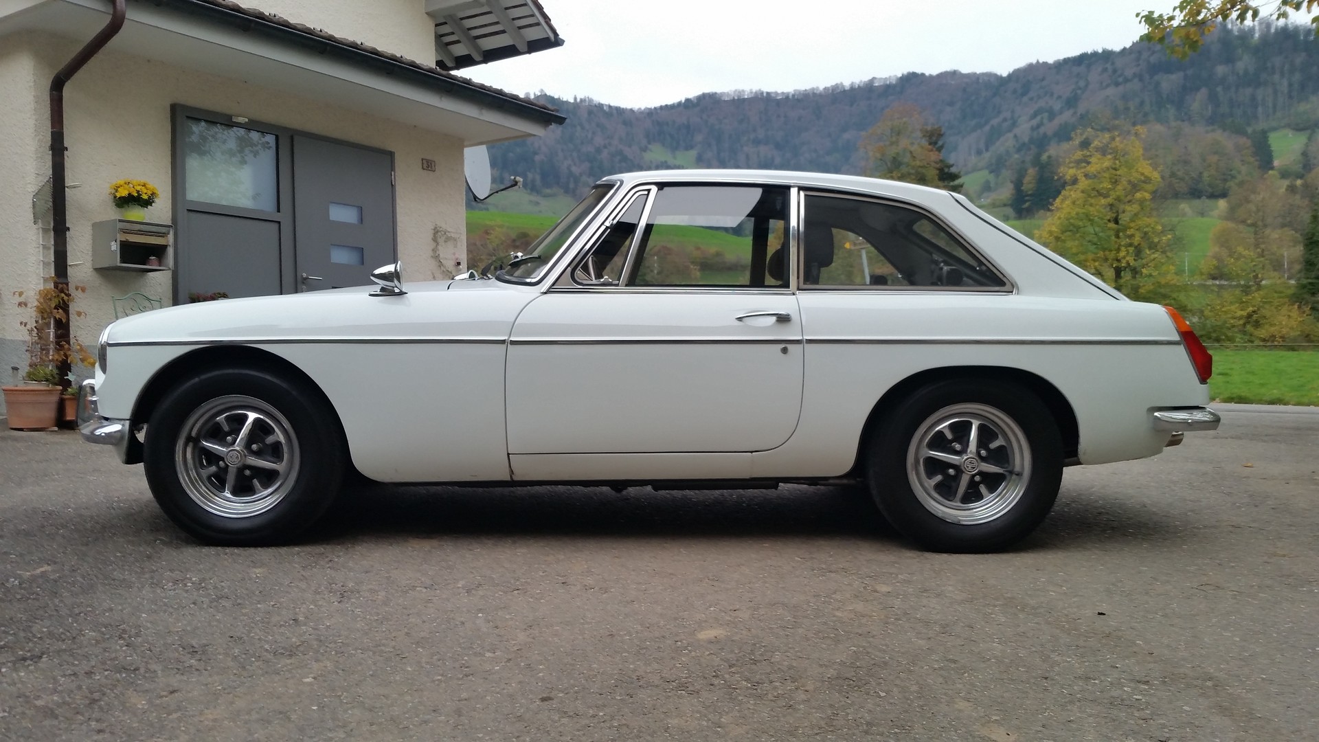 MG MGB GT