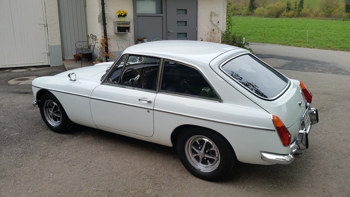 MG MGB GT-image-4
