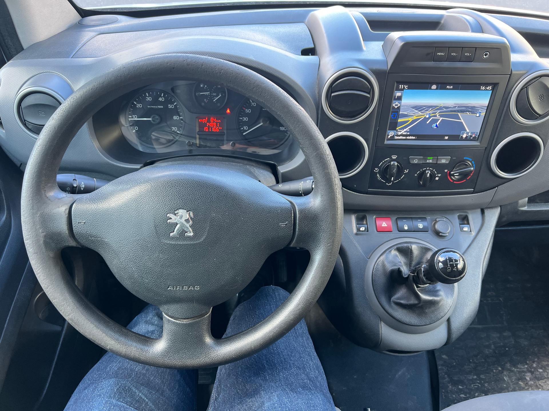 PEUGEOT Partner 1.6 VTi Access-image-10