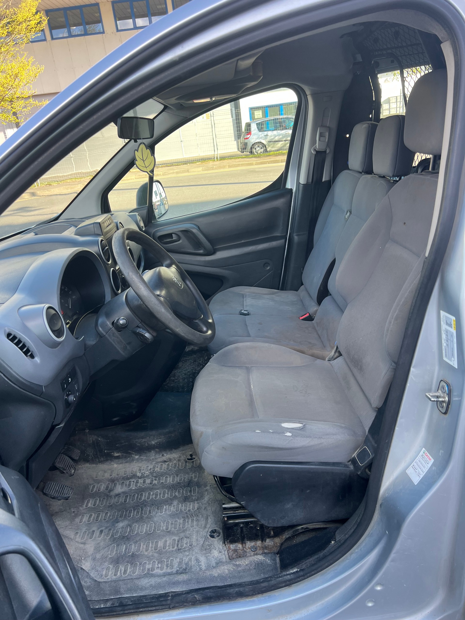 PEUGEOT Partner 1.6 VTi Access-image-9
