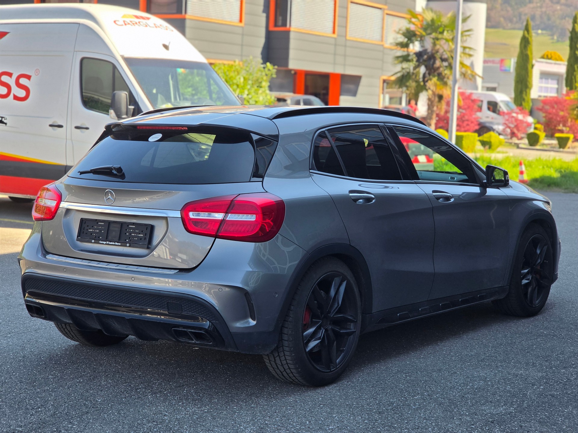MERCEDES-BENZ GLA 45 AMG 4Matic 7G-DCT-image-6