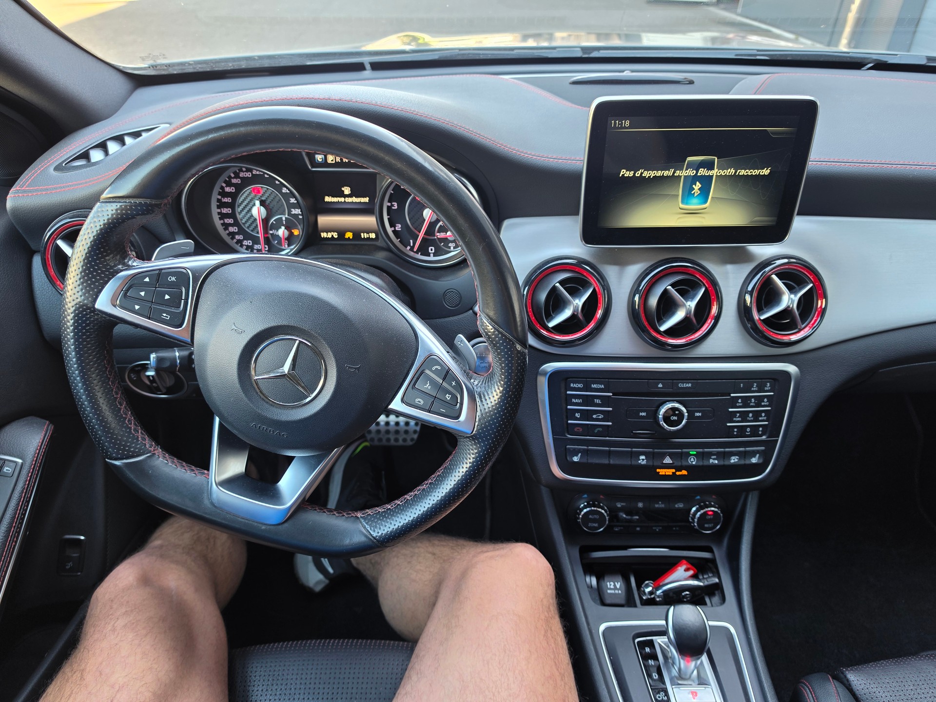 MERCEDES-BENZ GLA 45 AMG 4Matic 7G-DCT-image-10