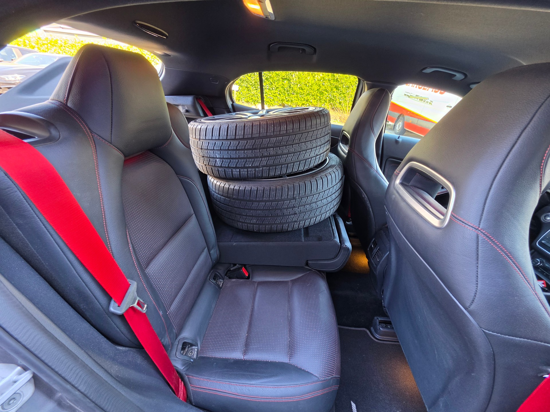 MERCEDES-BENZ GLA 45 AMG 4Matic 7G-DCT-image-8