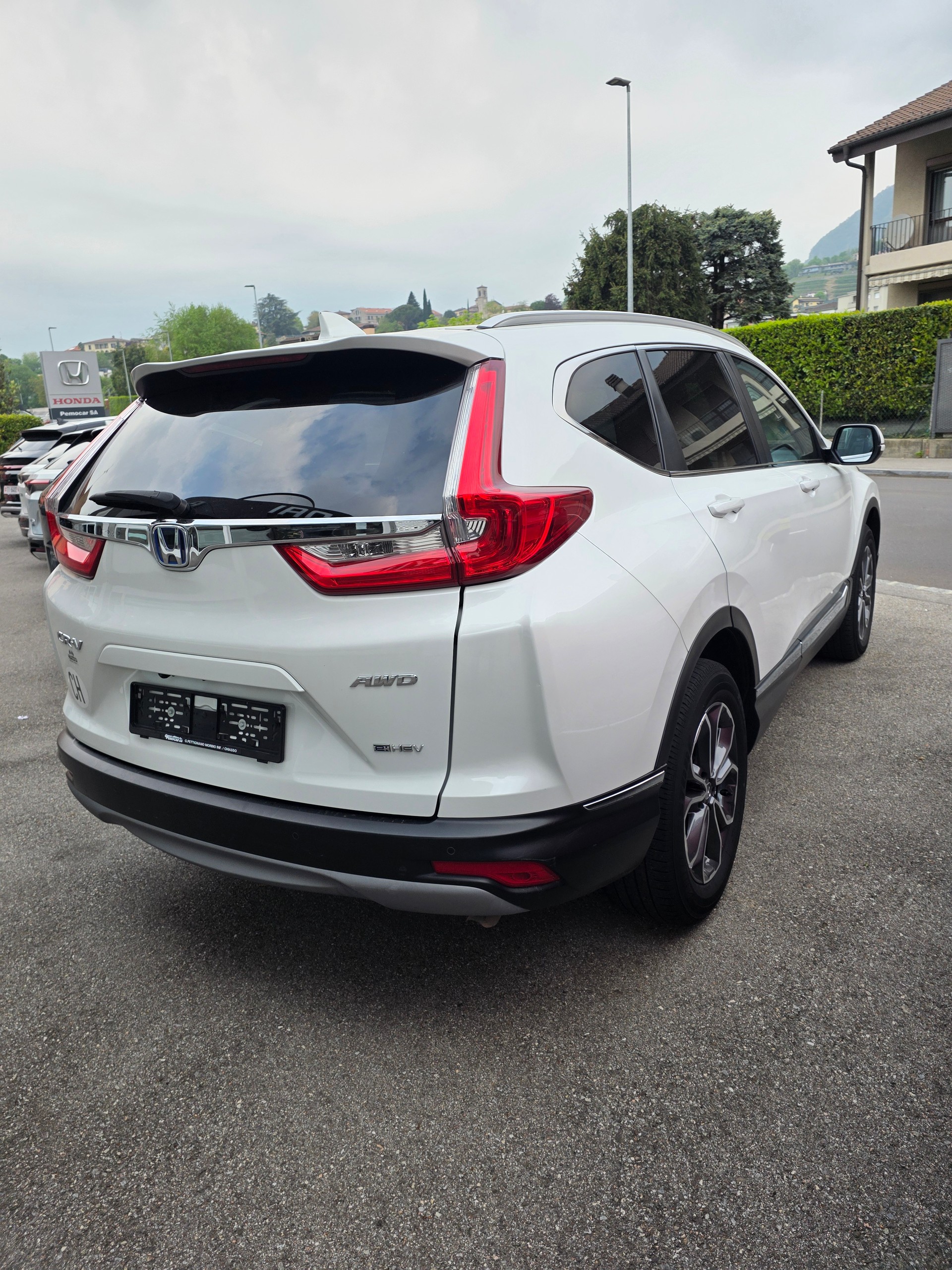 HONDA CR-V 2.0i MMD Hybrid Lifestyle 4WD Automatic-image-3