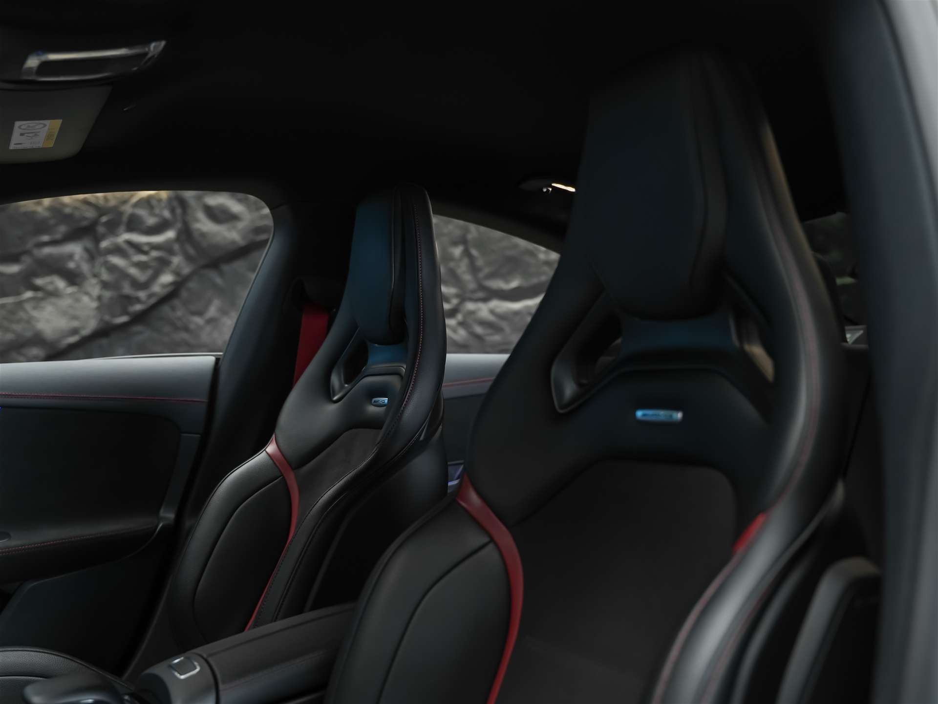 MERCEDES-BENZ CLA 45 S AMG 4Matic+ 8G-DCT *Schalensitze*Burmester*Schmiedefelgen*-image-10