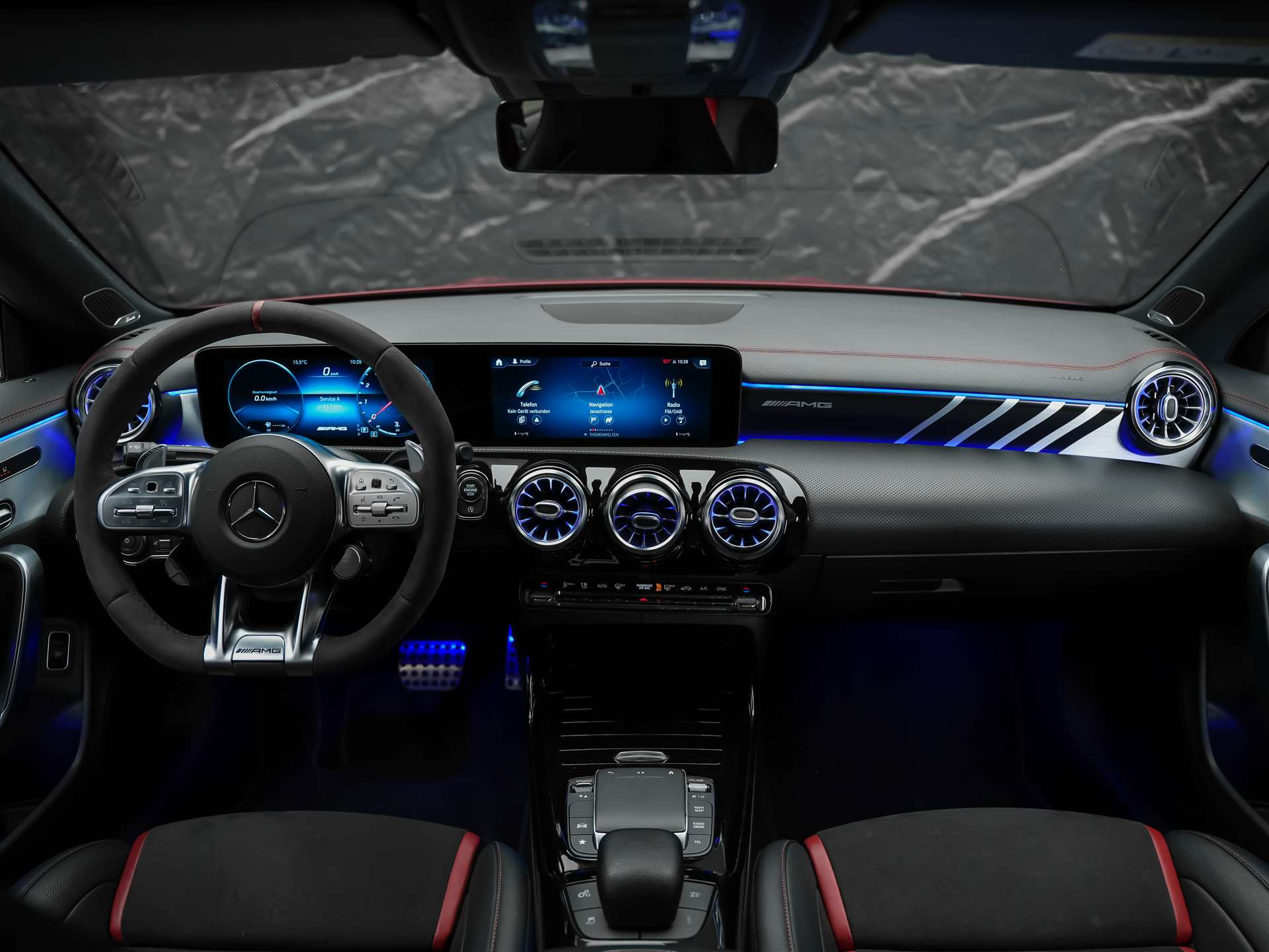 MERCEDES-BENZ CLA 45 S AMG 4Matic+ 8G-DCT *Schalensitze*Burmester*Schmiedefelgen*-image-21