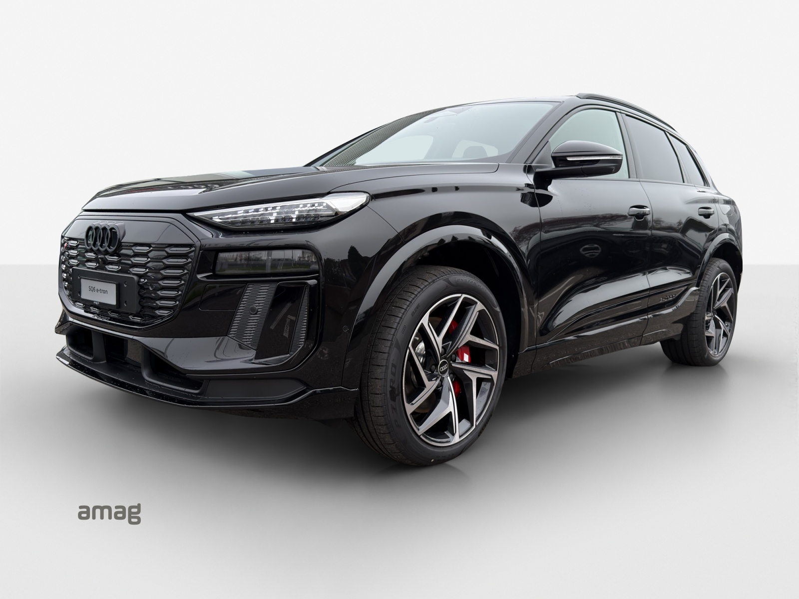 AUDI SQ6 e-tron quattro