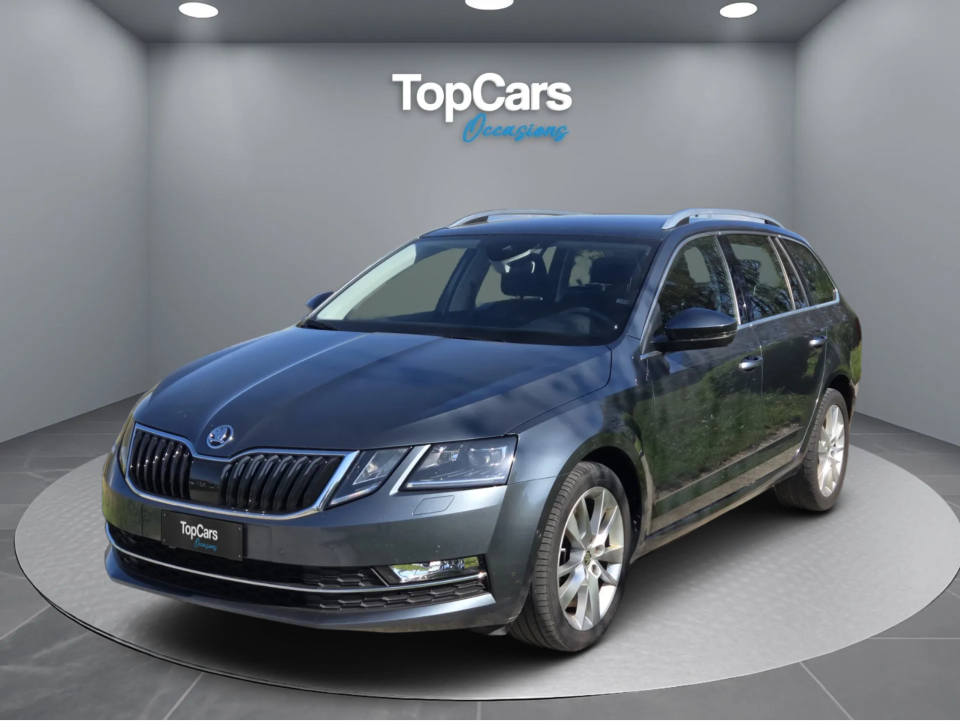 SKODA Octavia Combi 2.0 TDI Style 4x4 DSG ** Frish MFK ** Expertise du jour ** Full Options ** AHK ** Crochet d'attelage