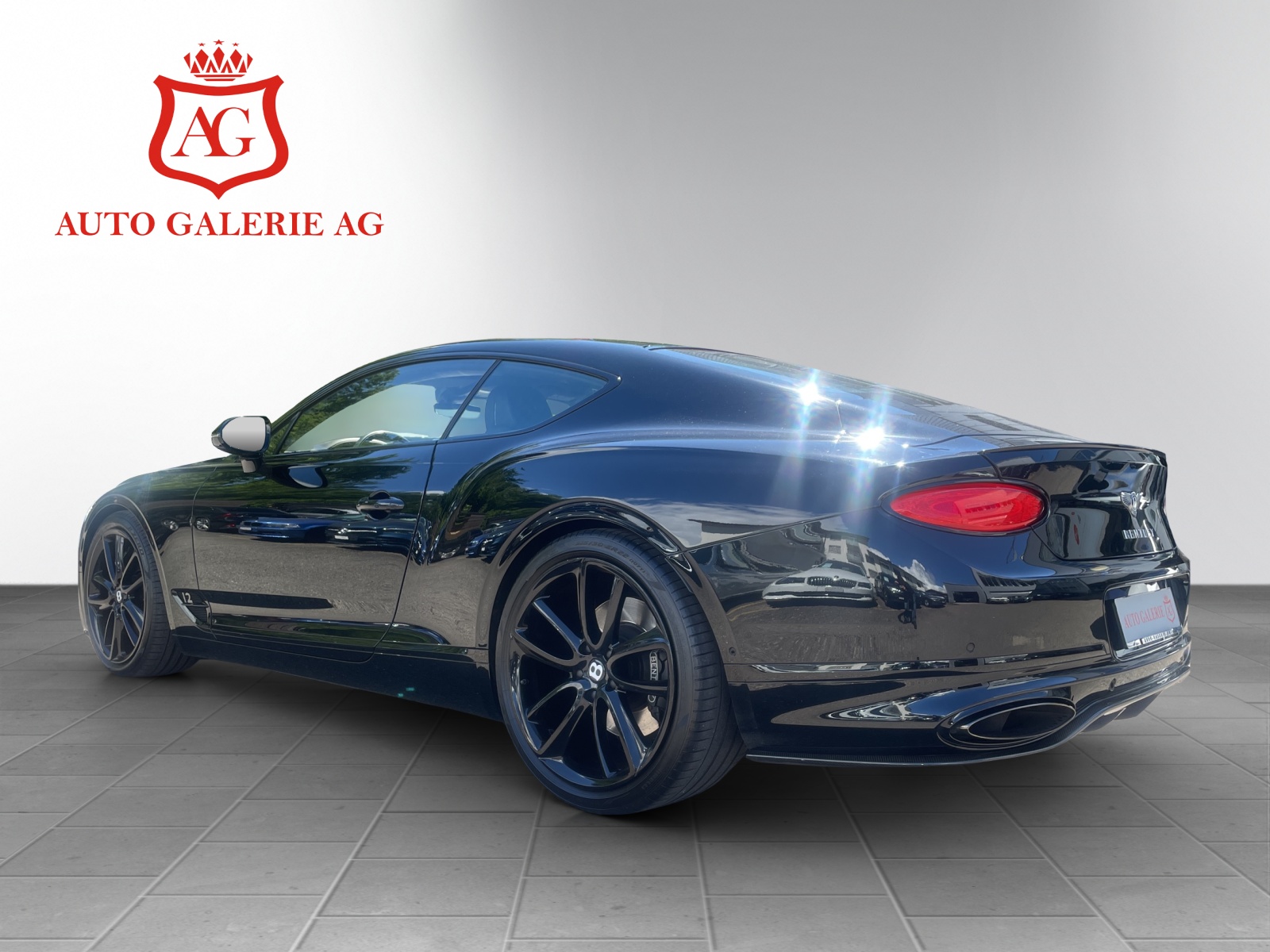 BENTLEY Continental GT 6.0 W12-showroom-element-1