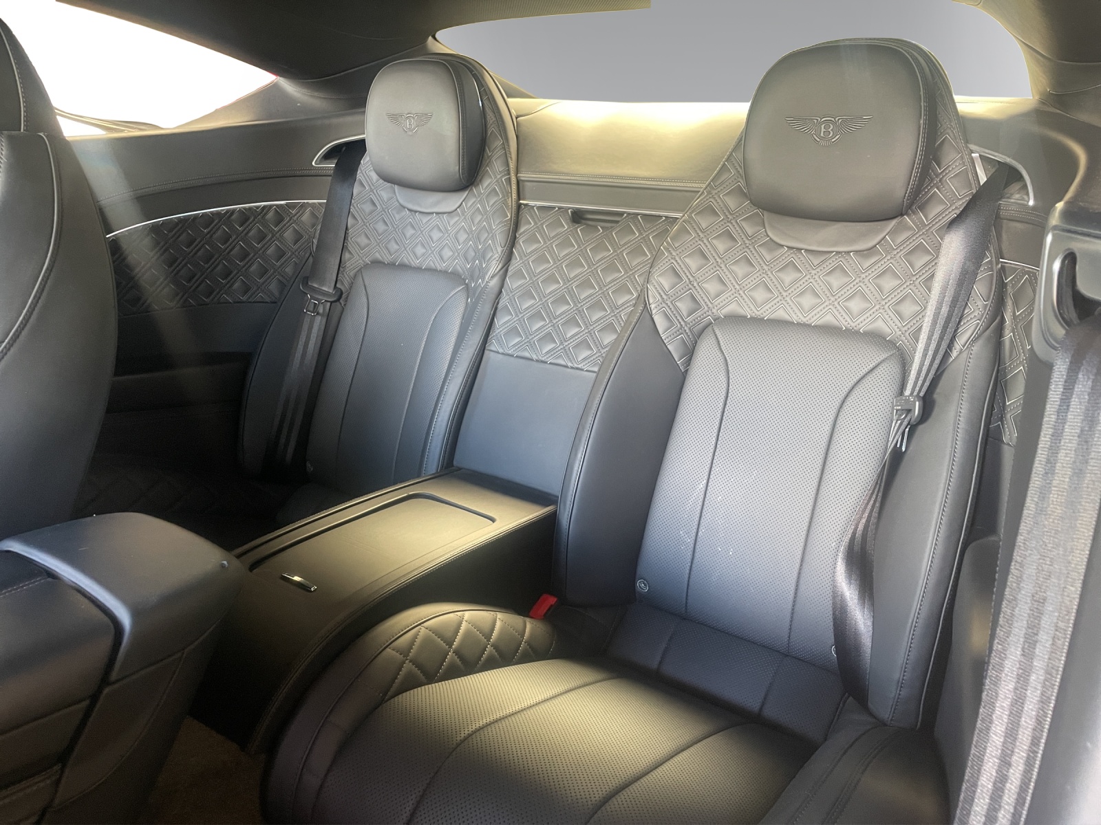 BENTLEY Continental GT 6.0 W12-image-11