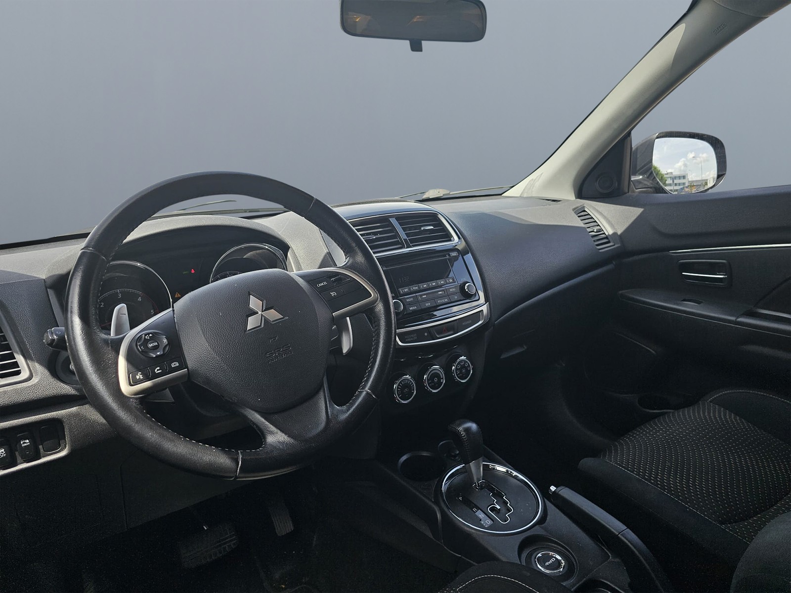 MITSUBISHI ASX 2.2 DID Intense 4WD Automatic-image-9