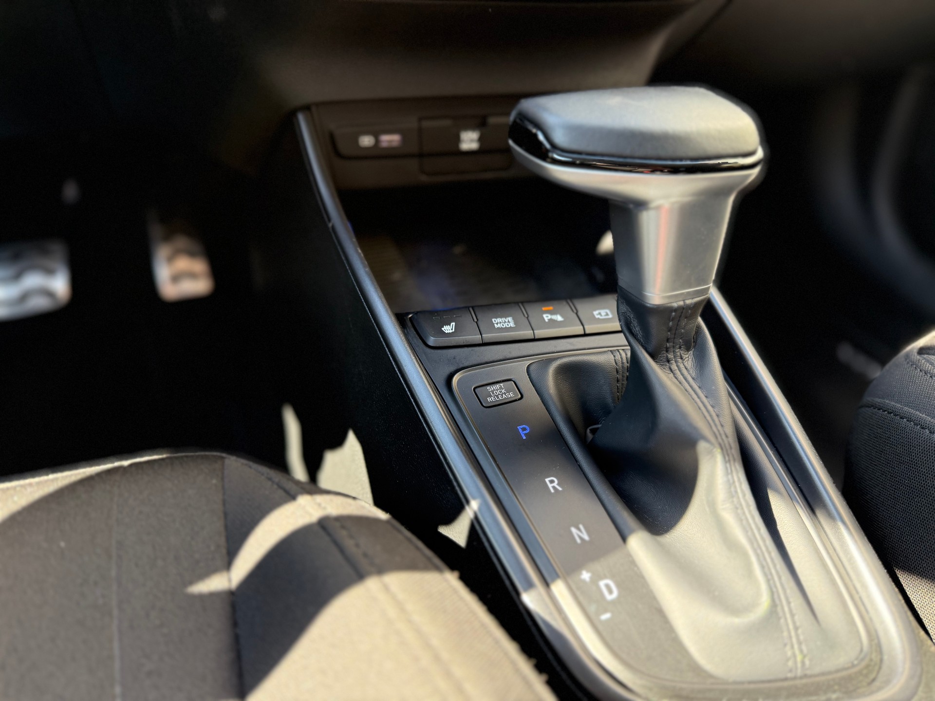 HYUNDAI Bayon 1.0 T-GDi 48V MH Vertex DCT-image-21