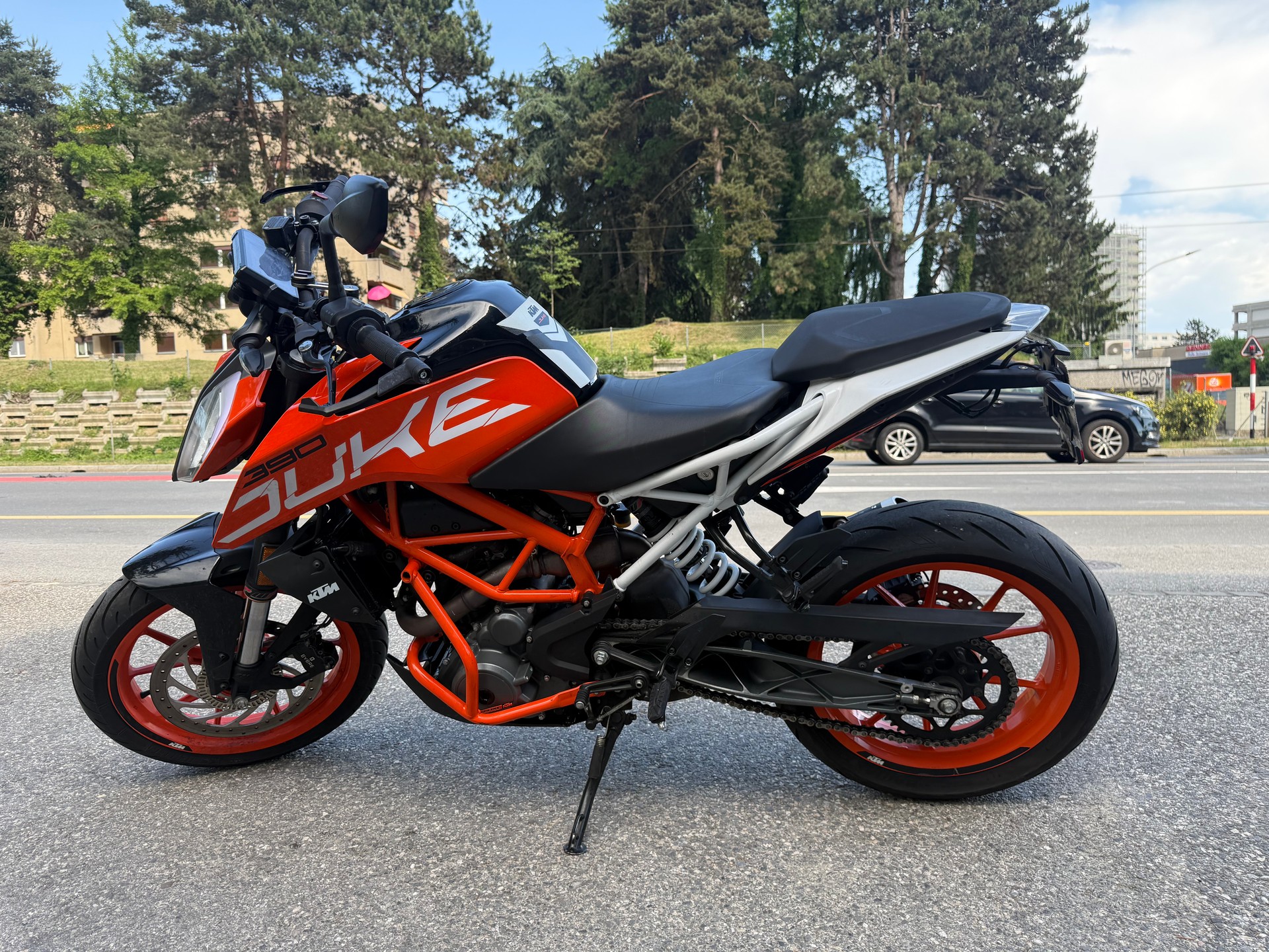 KTM 390 Duke ABS-image-2