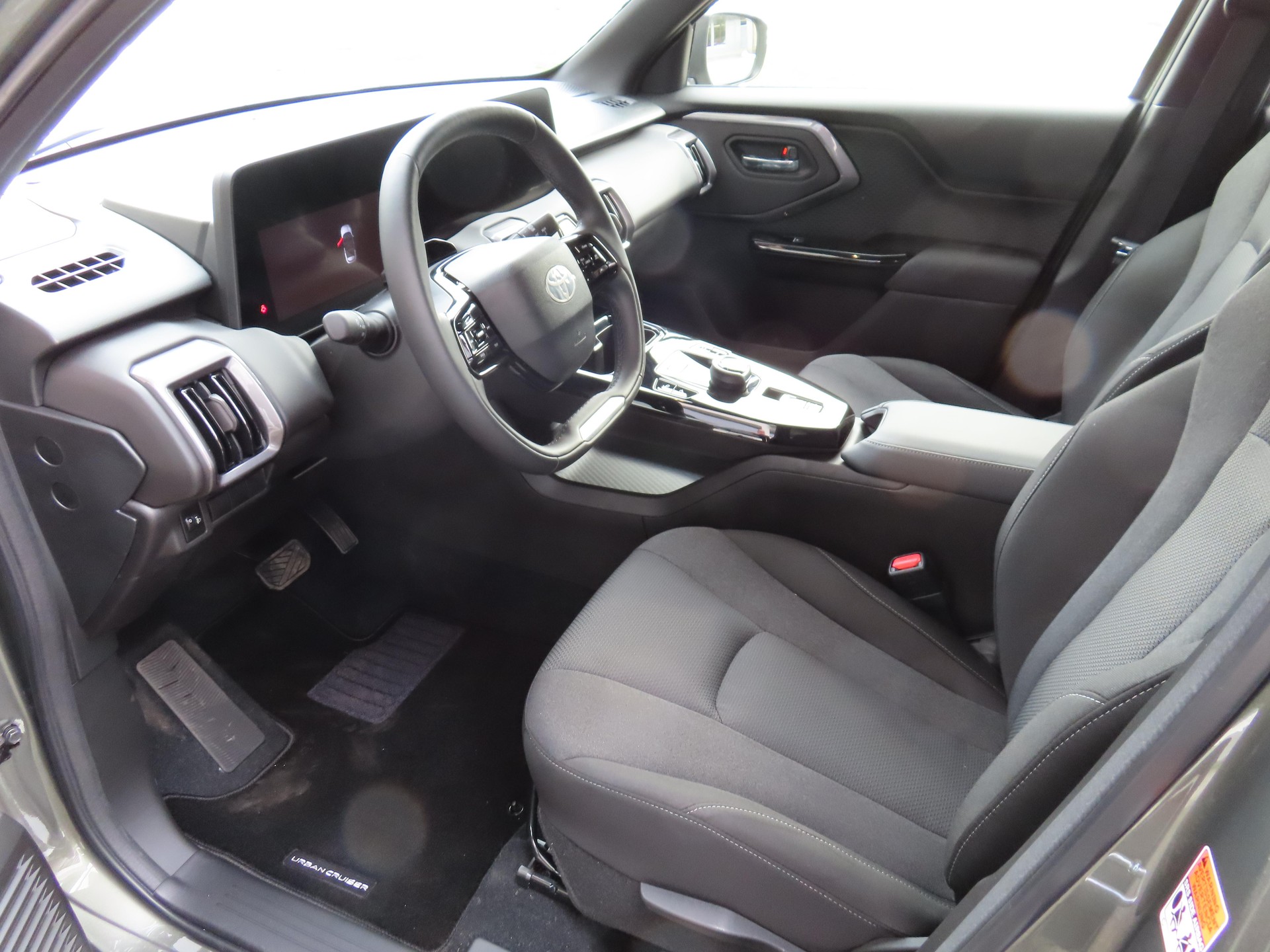 TOYOTA Urban Cruiser Trend AWD-image-5