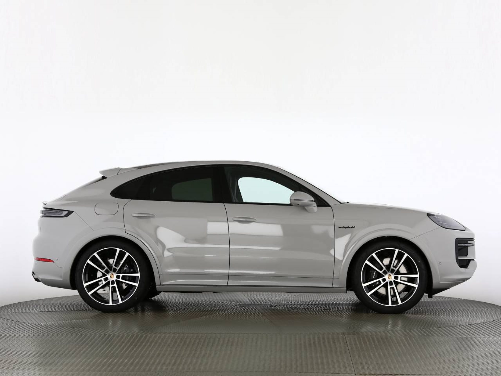 PORSCHE Cayenne E-Hybrid Coupé Black Edition-image-1