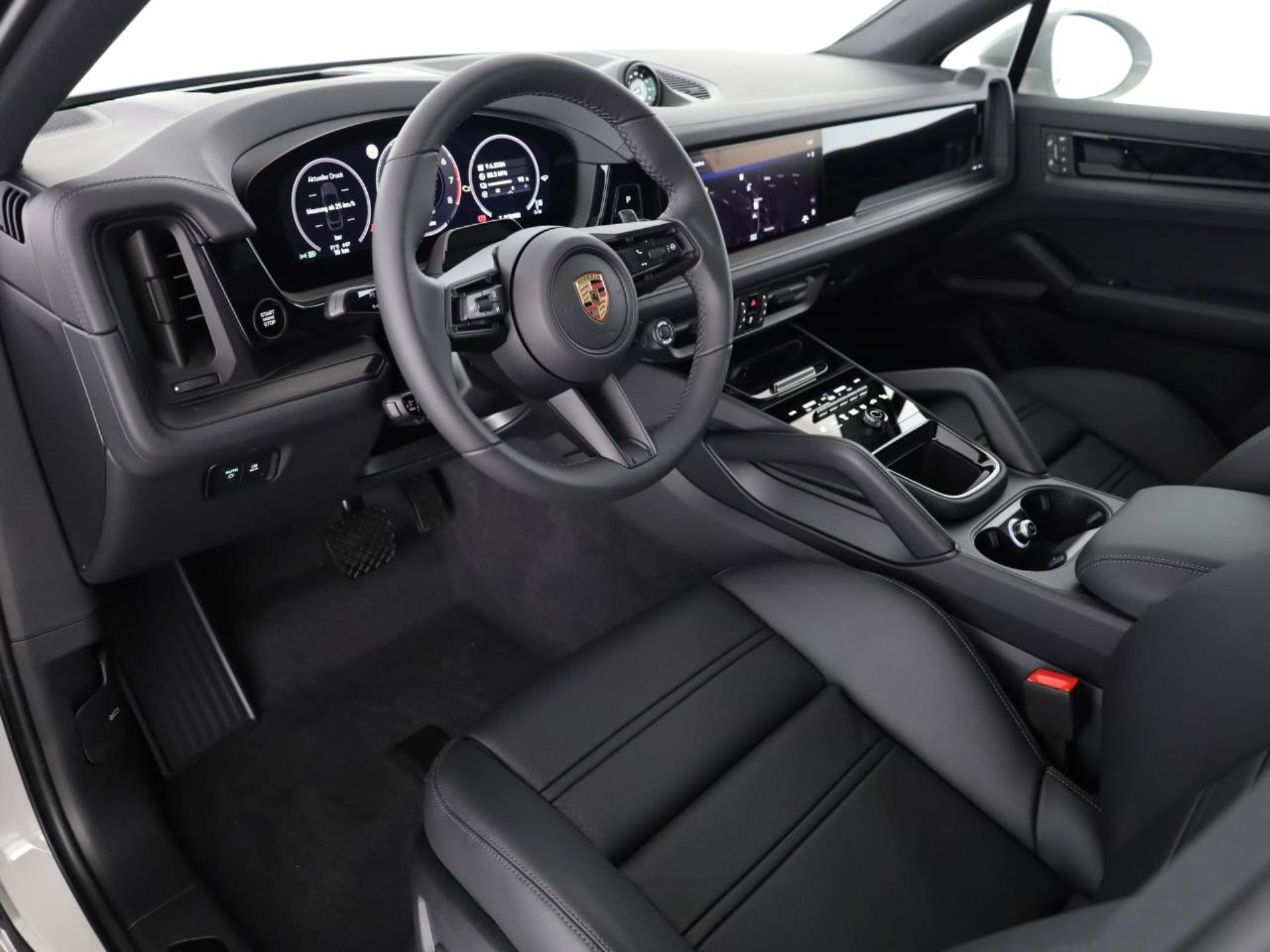 PORSCHE Cayenne E-Hybrid Coupé Black Edition-image-3