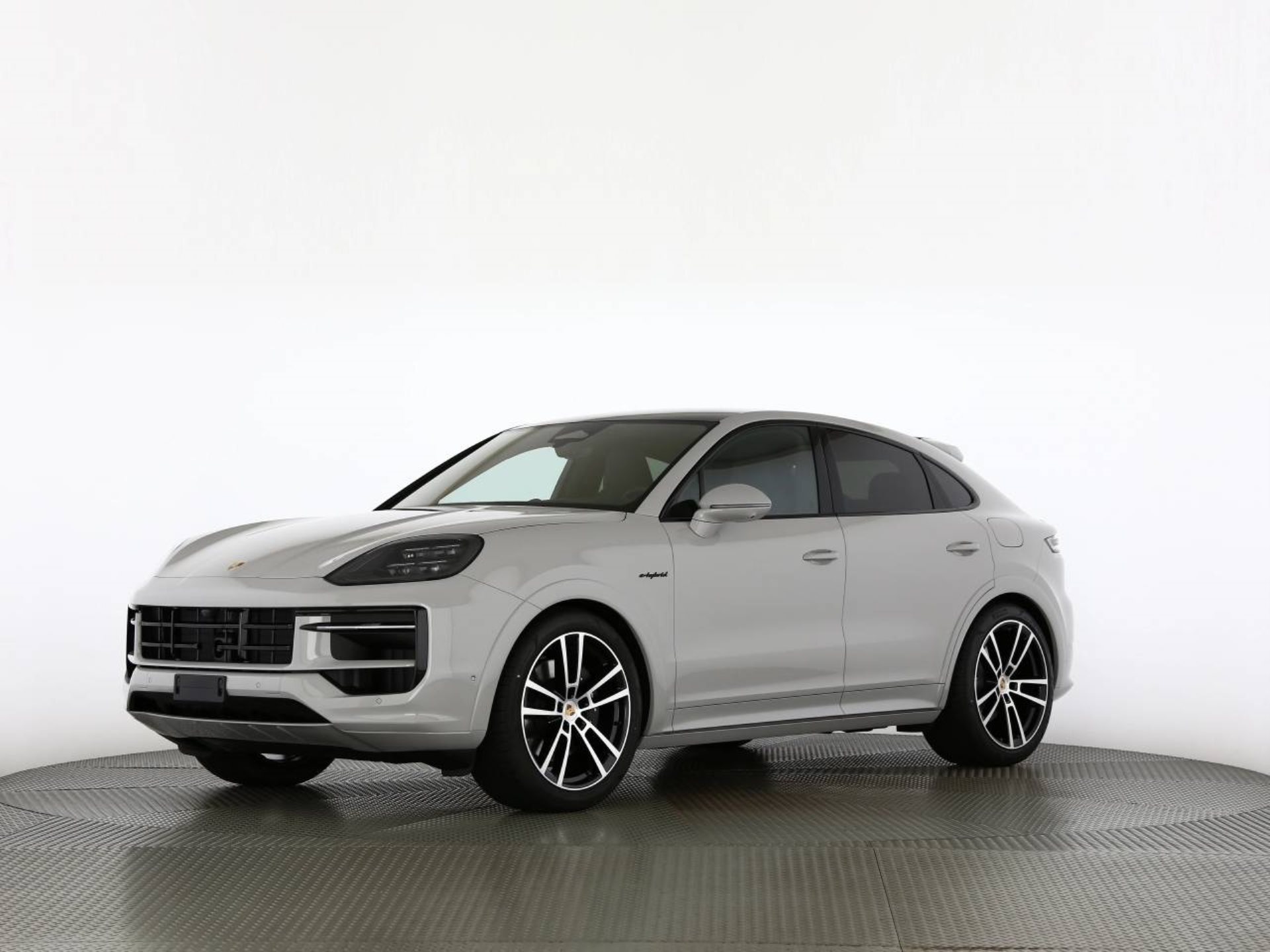 PORSCHE Cayenne E-Hybrid Coupé Black Edition-image-11