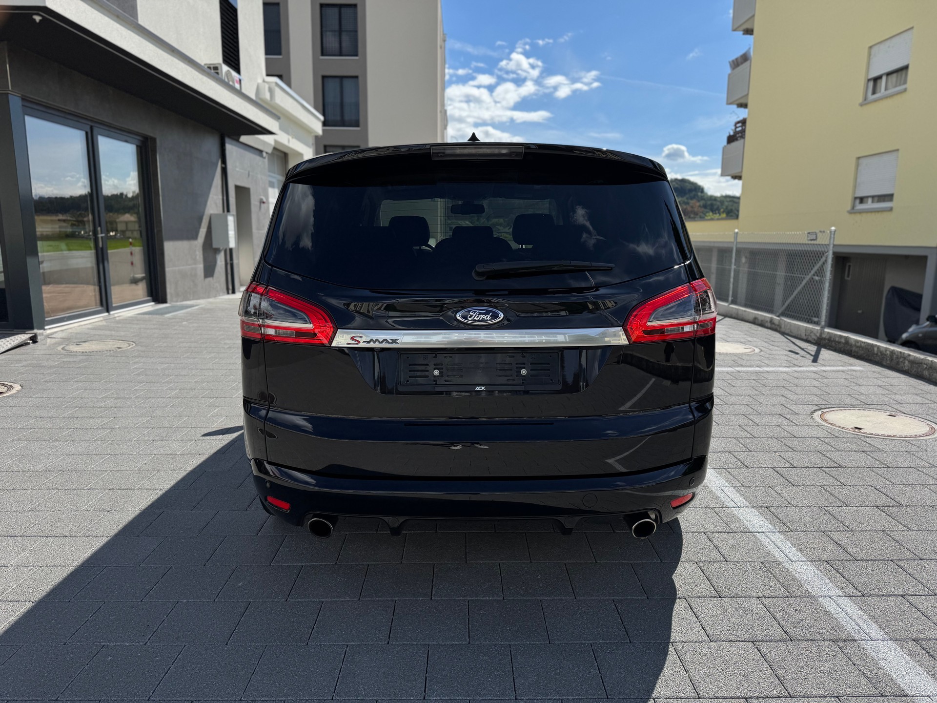 FORD S-Max 2.0 SCTi TitaniumS PowerShift-showroom-element-3