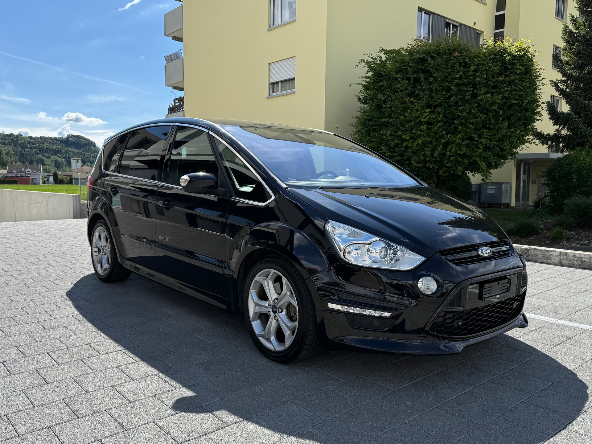 FORD S-Max 2.0 SCTi TitaniumS PowerShift-image-6