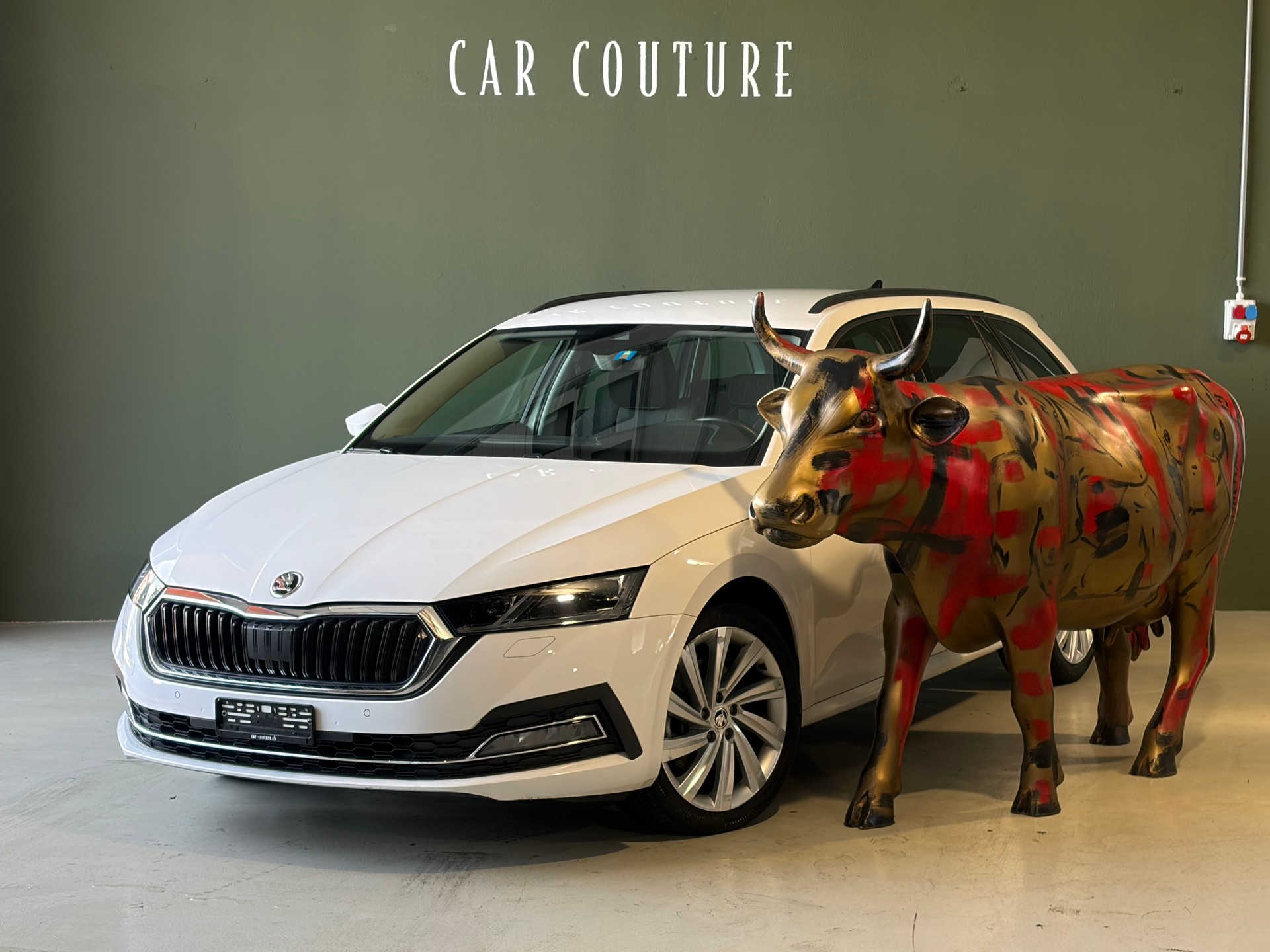 SKODA Octavia Combi 2.0 TDI DSG Style 4x4 *CH-Fahrzeug*