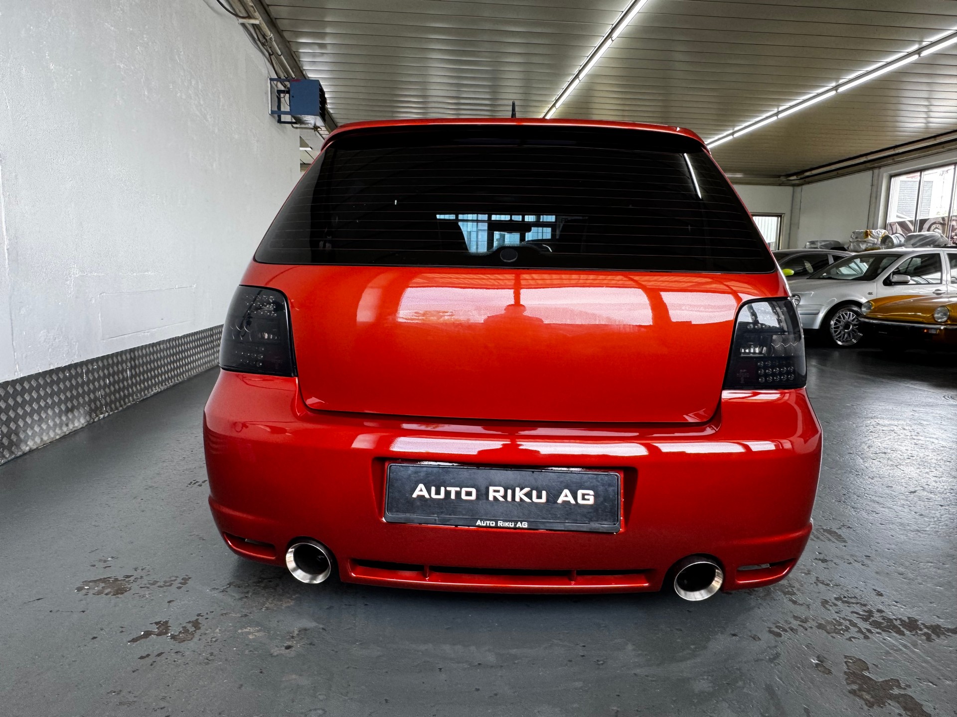VW Golf R32 4Motion-image-10