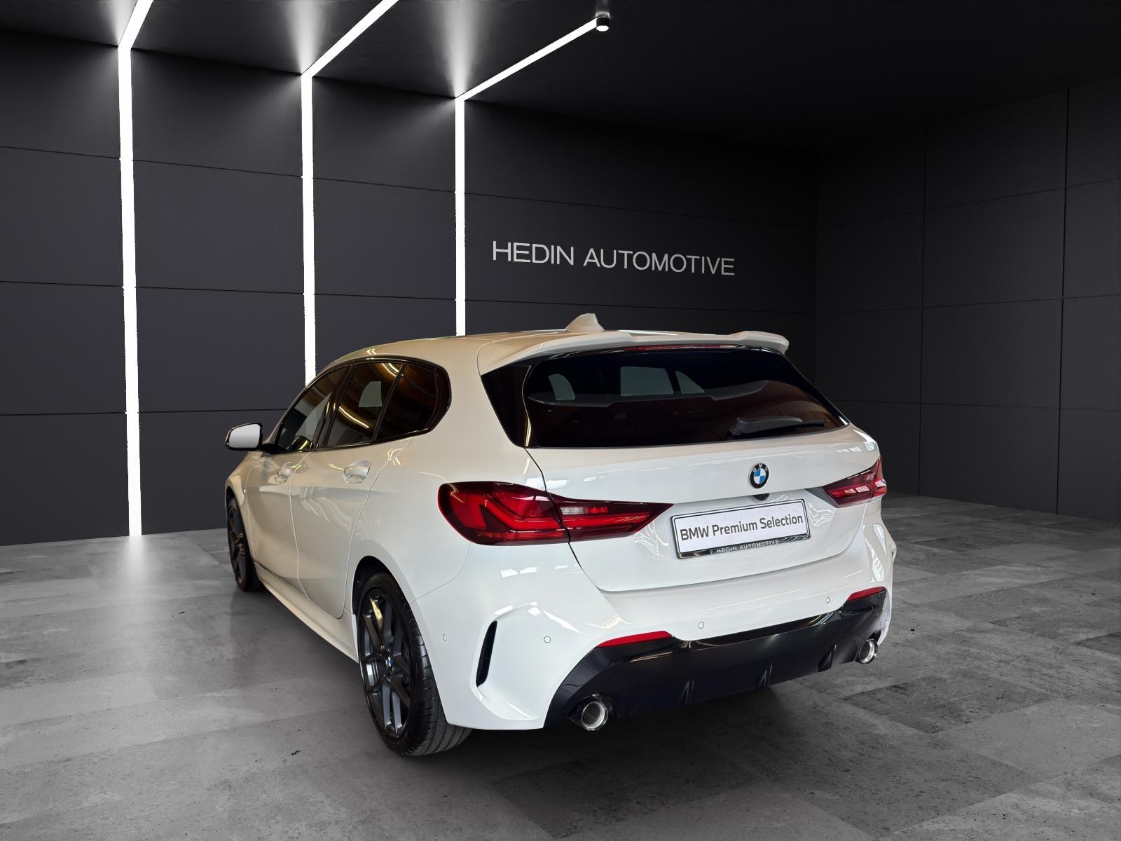 BMW 120d xDrive SAG-showroom-element-2