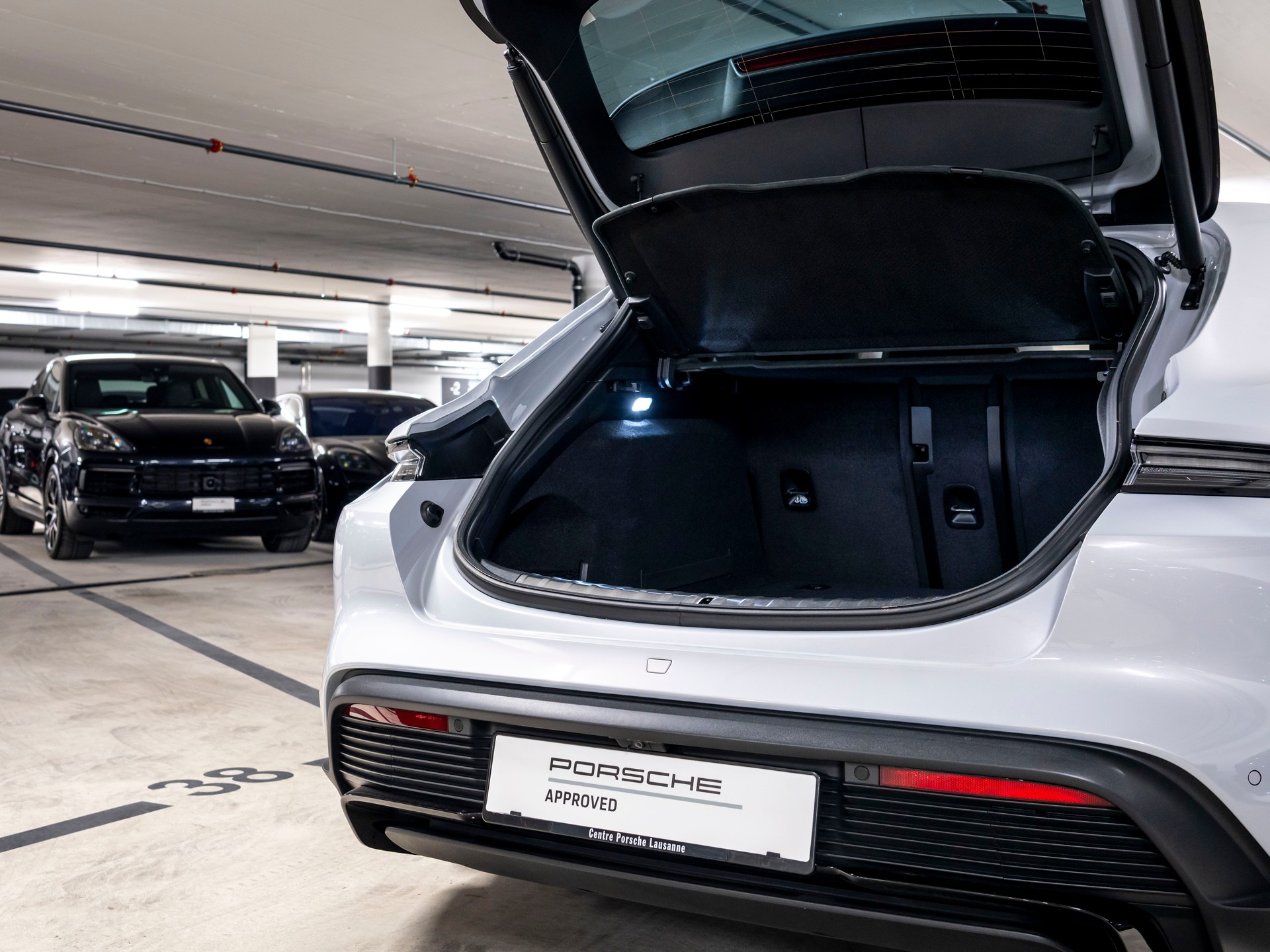 PORSCHE Taycan GTS Sport Turismo Performance Plus 93,4kWh-image-6