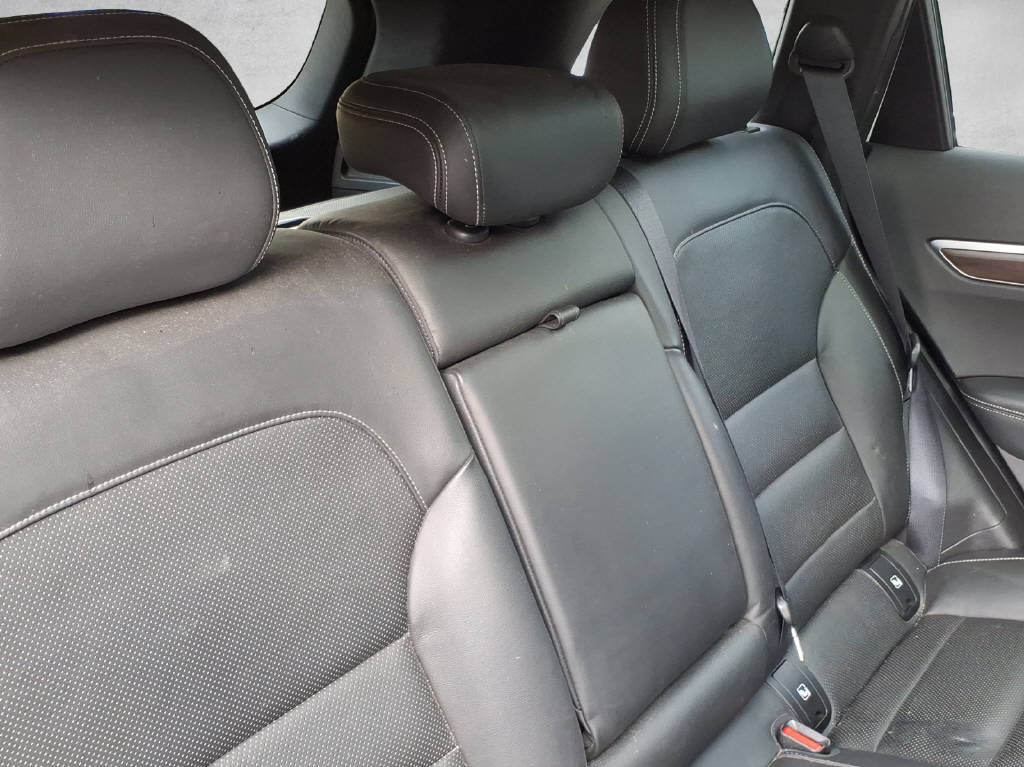 RENAULT Koleos 2.0 dCi Intens X-Tronic 4WD-image-9