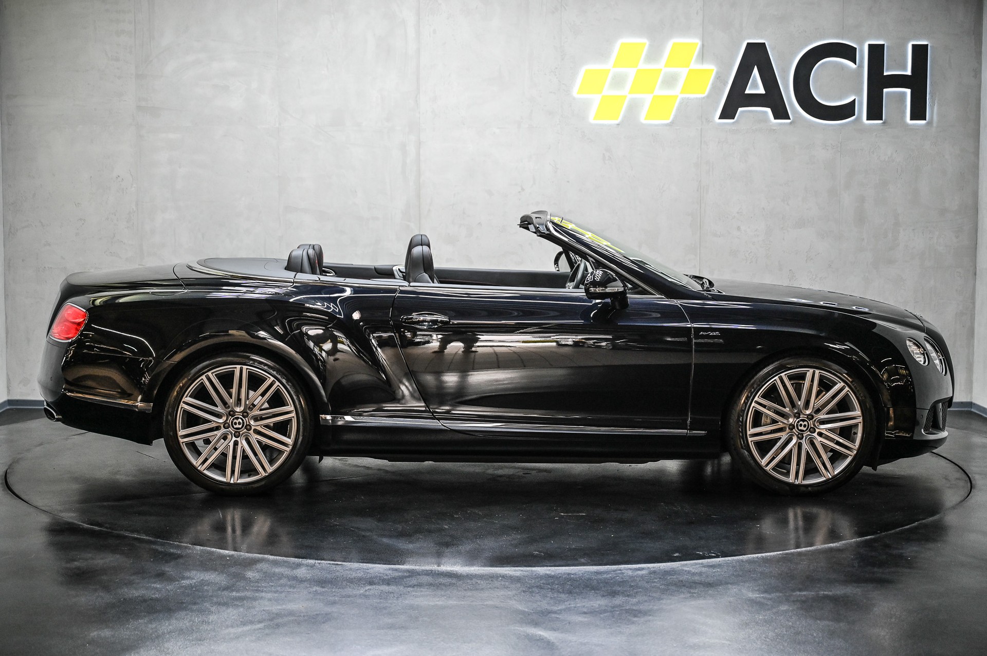 BENTLEY Continental GTC 6.0 V12 Speed-image-13
